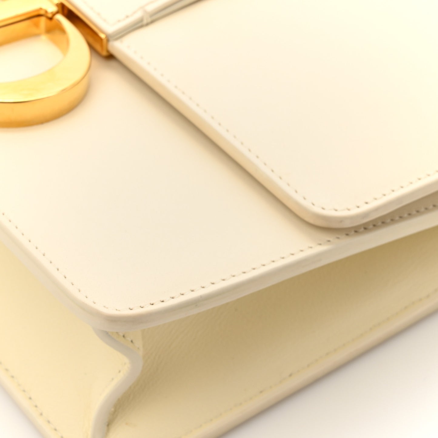 Grained Calfskin 30 Montaigne Flap Bag White