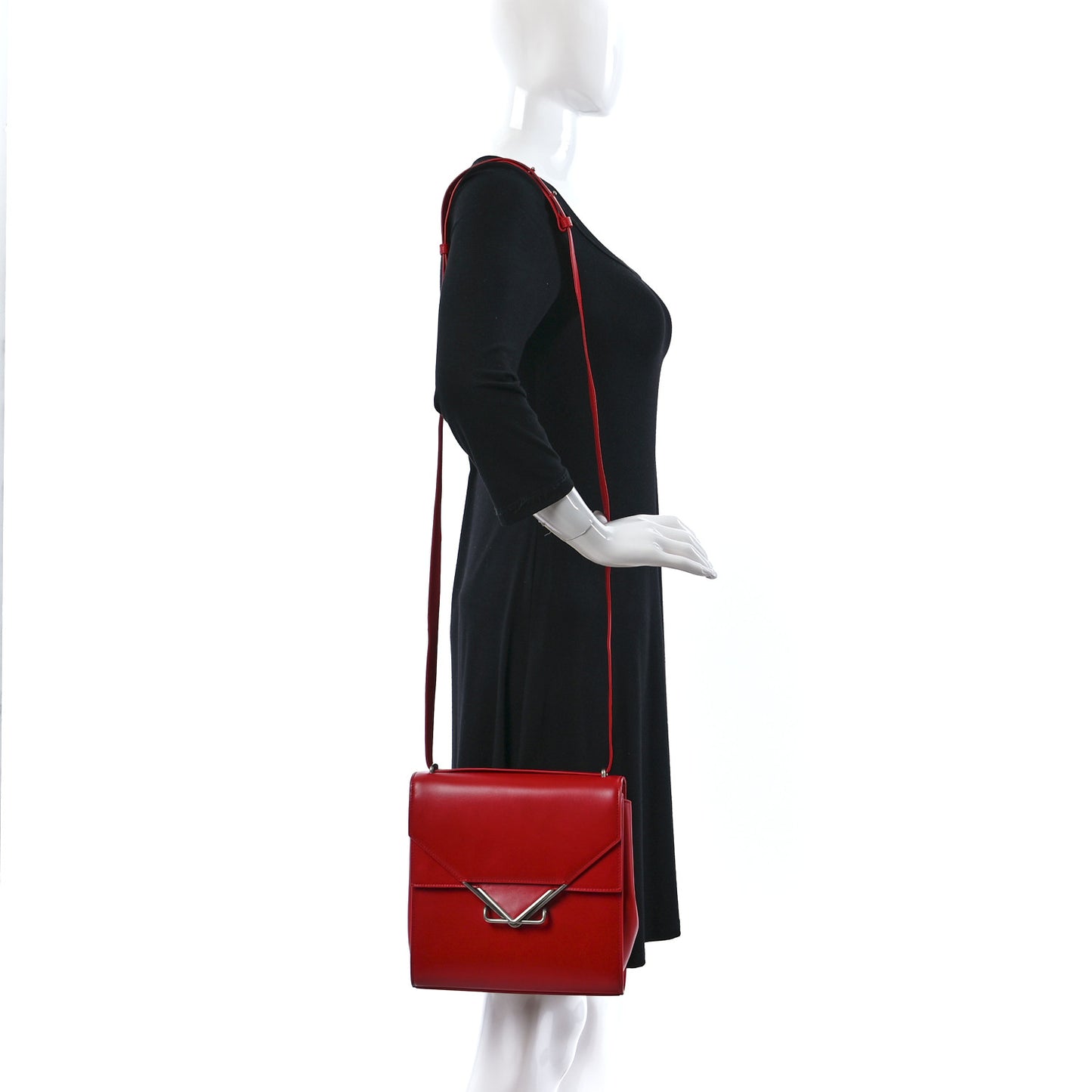 Box Calfskin Nappa Clip Bag Red
