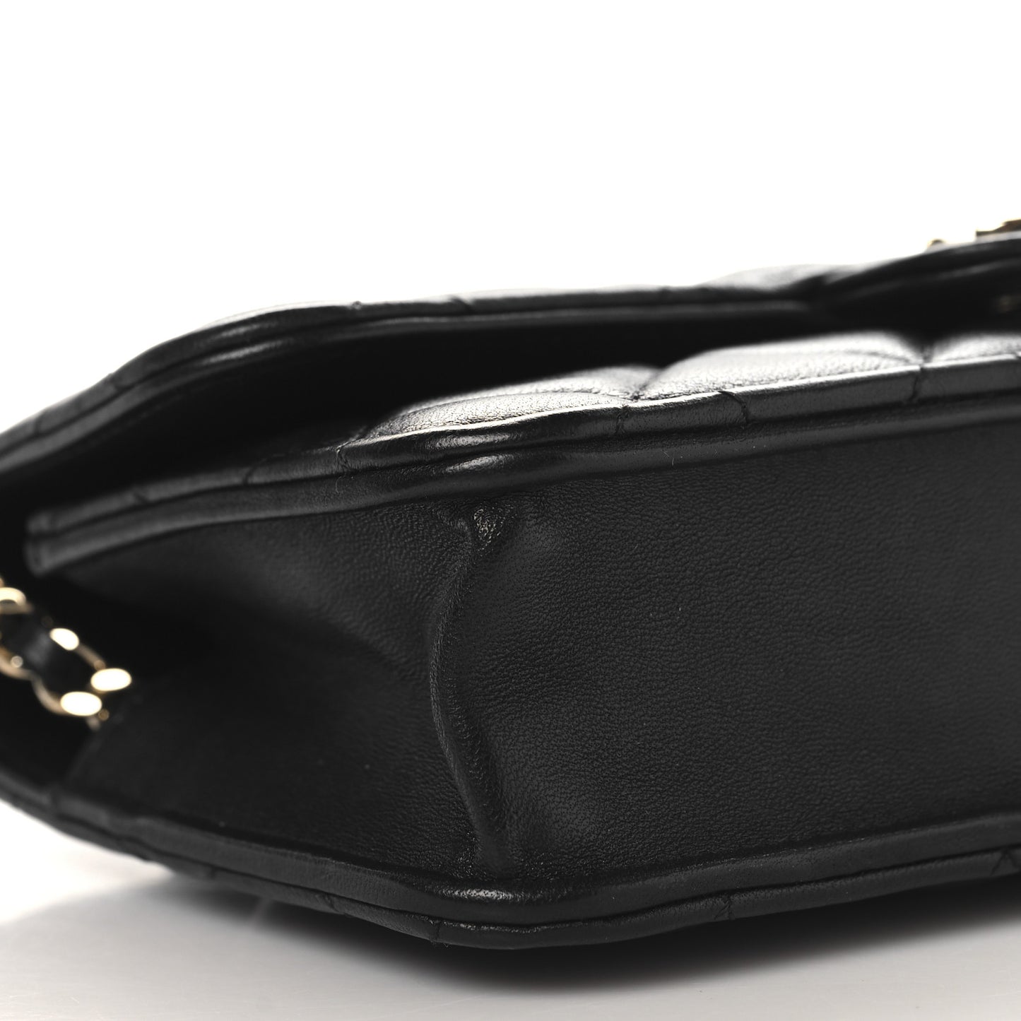 Lambskin Quilted Flap Phone Holder With Chain Black