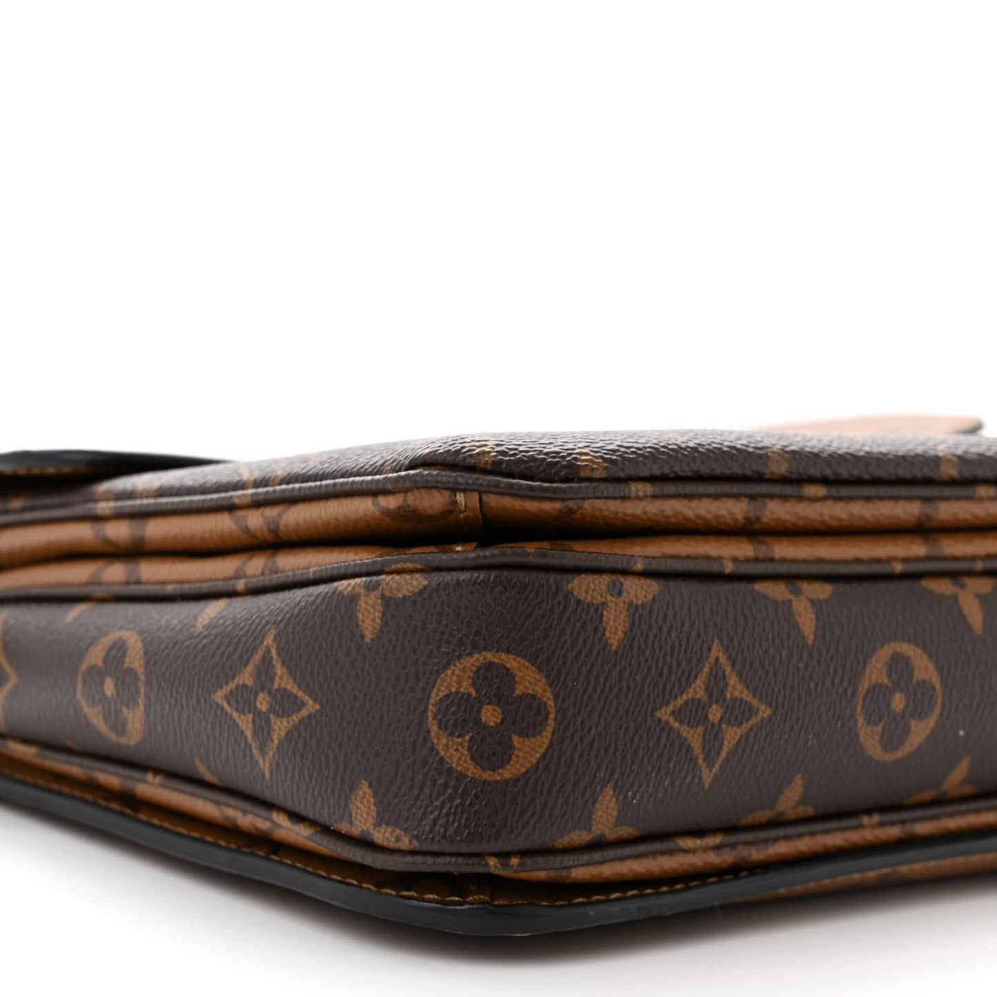 Reverse Monogram Pochette Metis