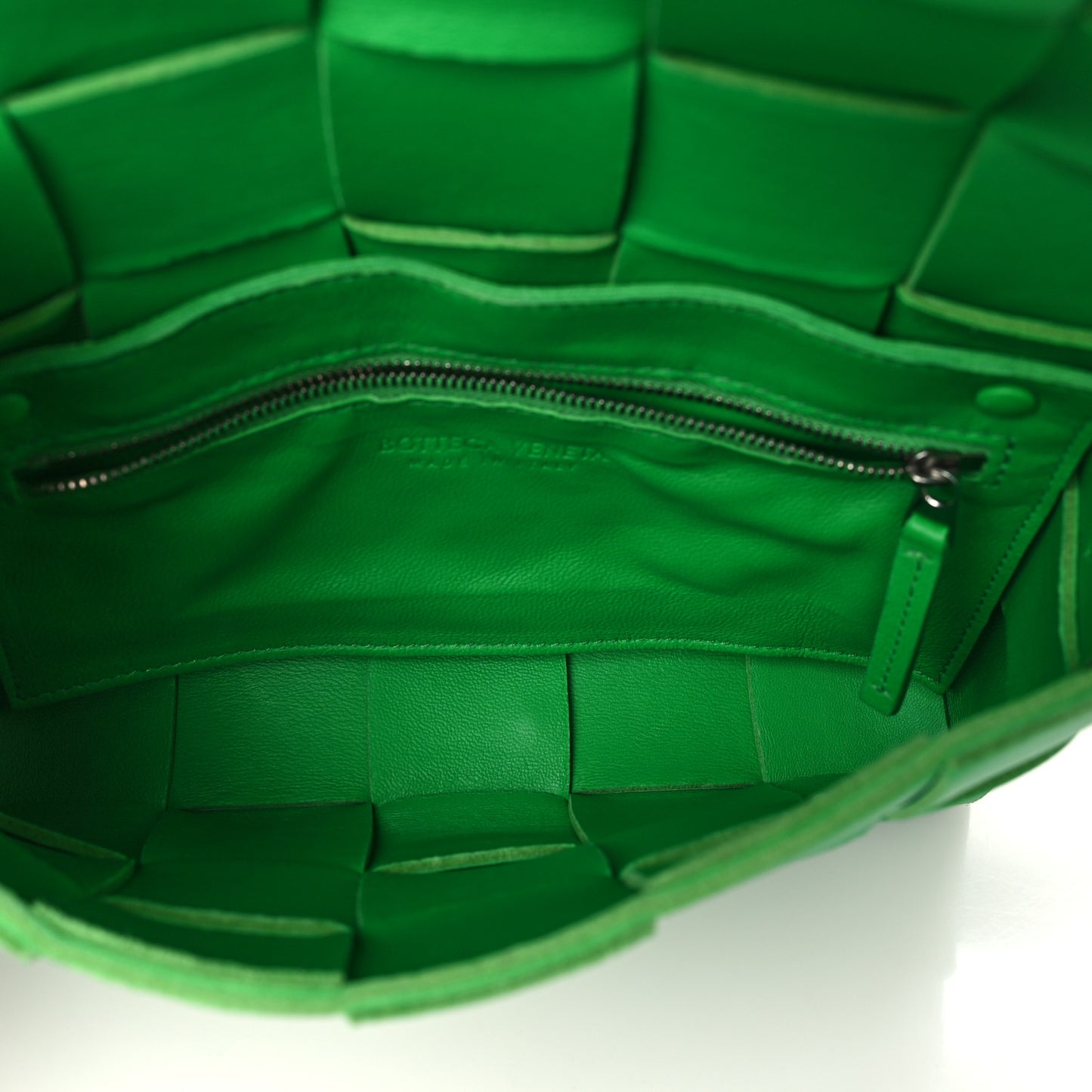 Lambskin Maxi Intrecciato Cassette Crossbody Bag Parakeet