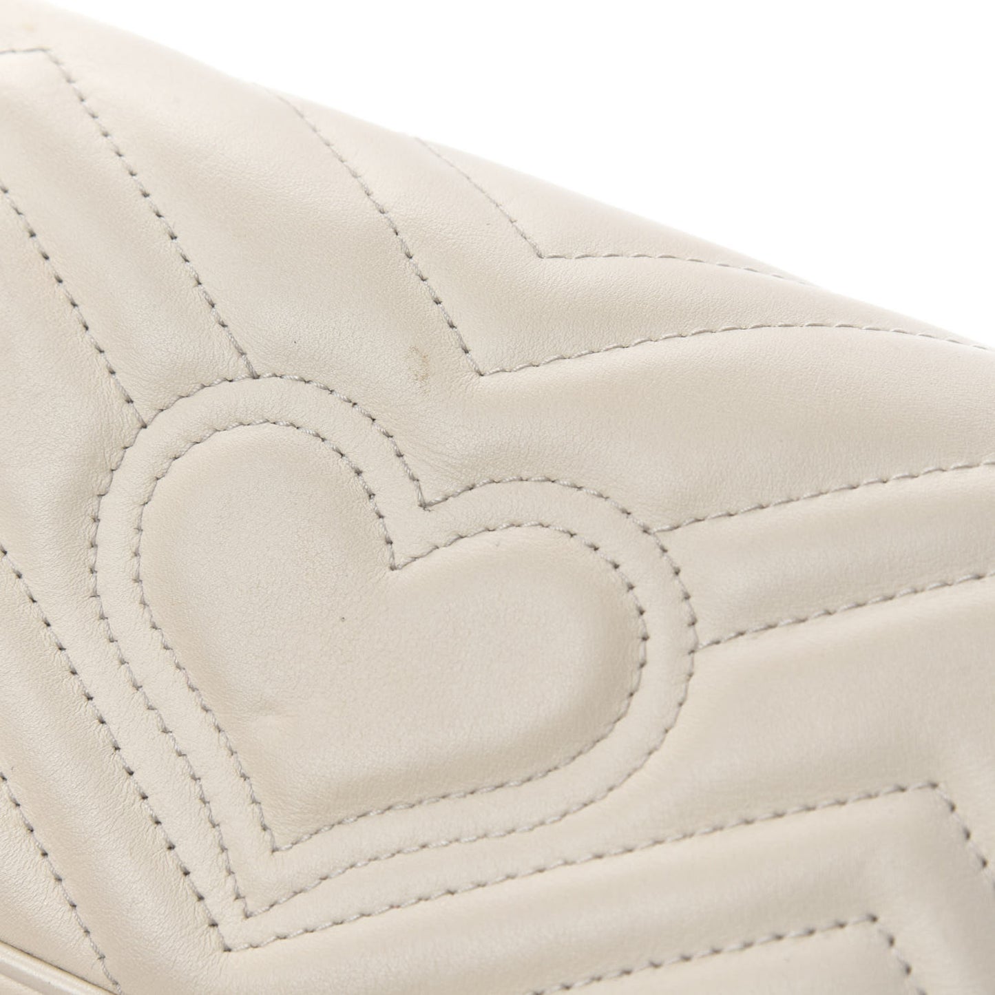 Calfskin Matelasse Super Mini GG Marmont Shoulder Bag White