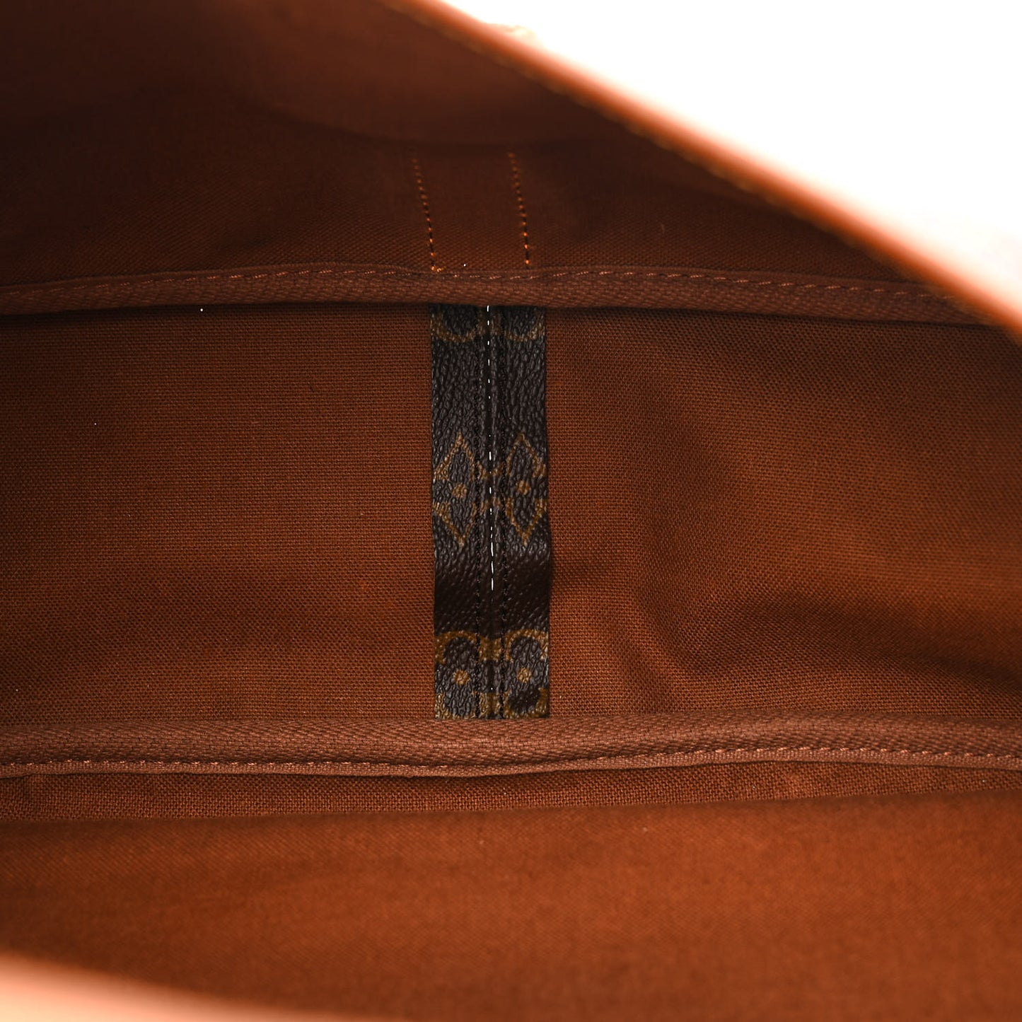 Monogram Saumur 35