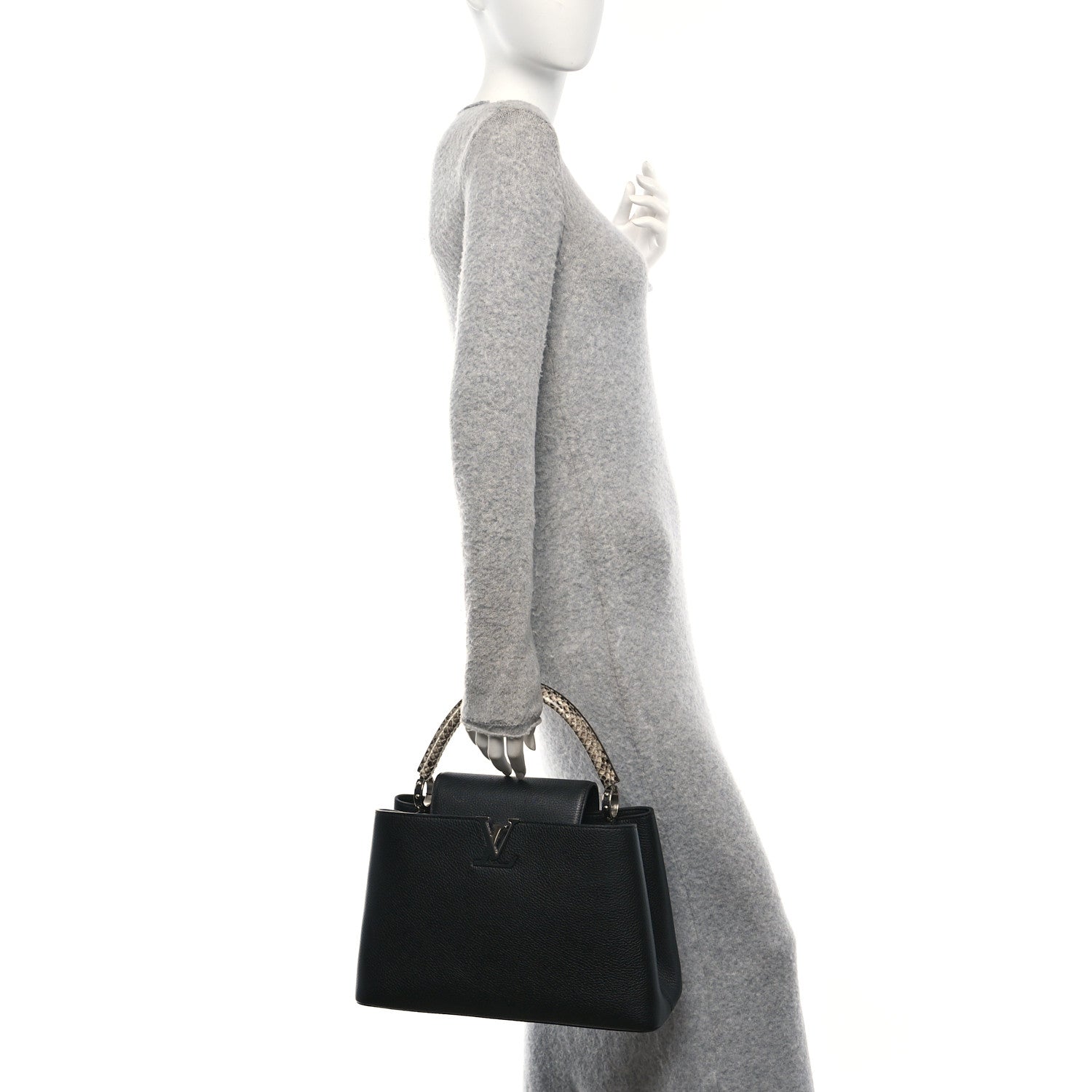 Louis Vuitton Taurillon Snakeskin Capucines MM Black 2 of 9