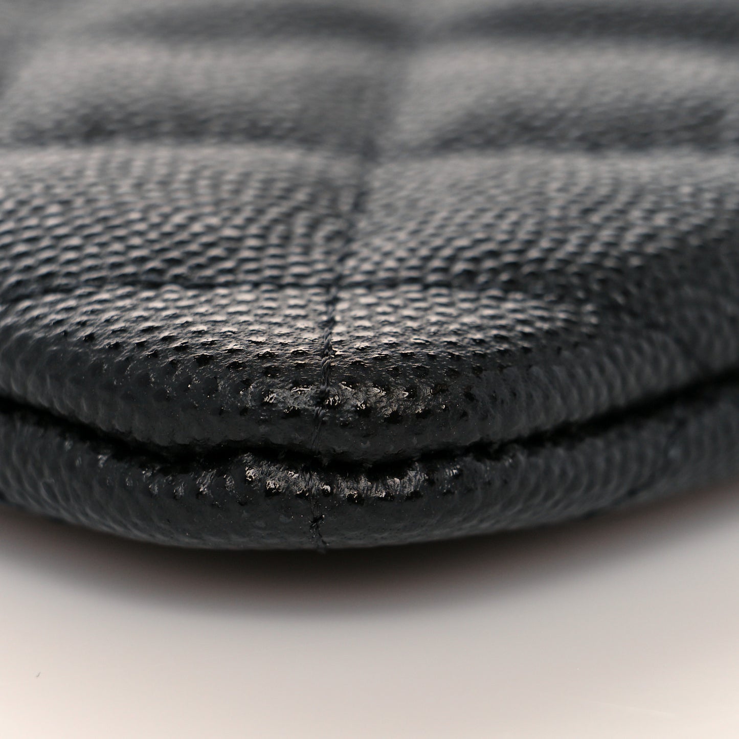 Caviar Quilted Small Cosmetic Case Black