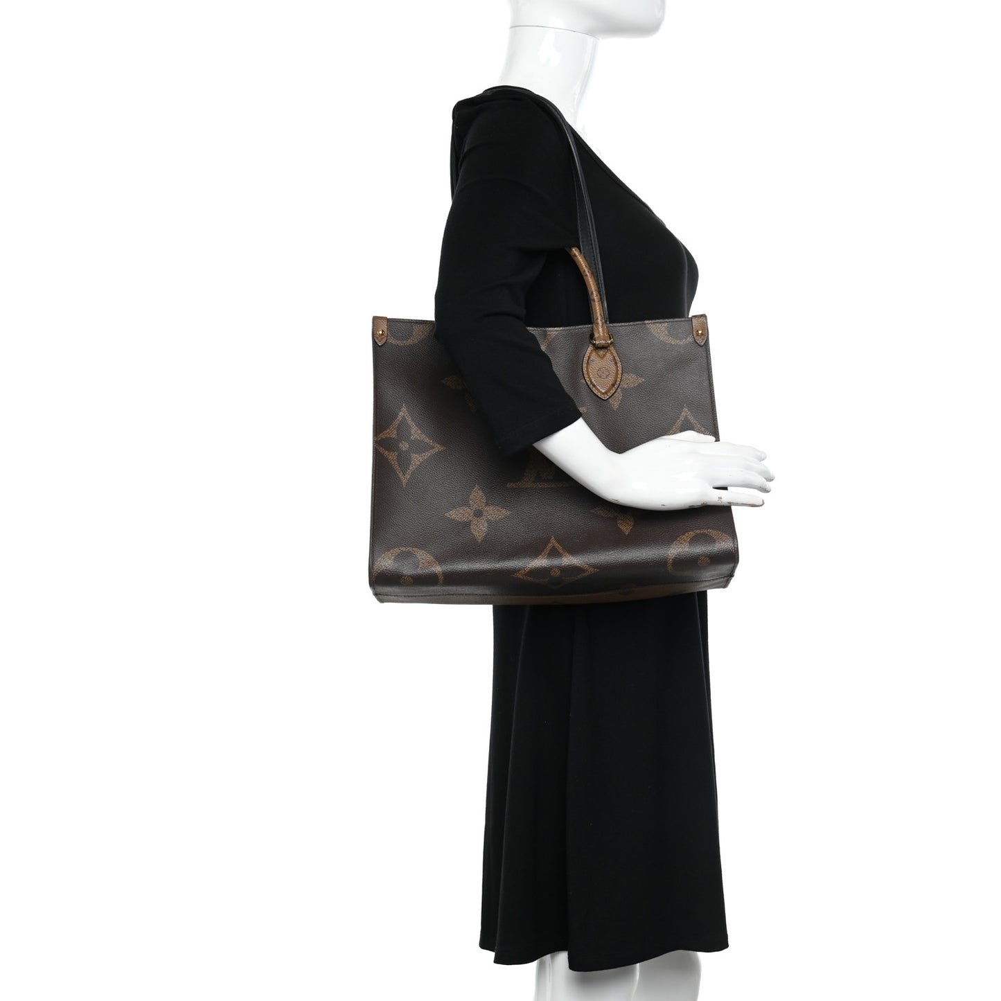 Reverse Monogram Giant Onthego MM