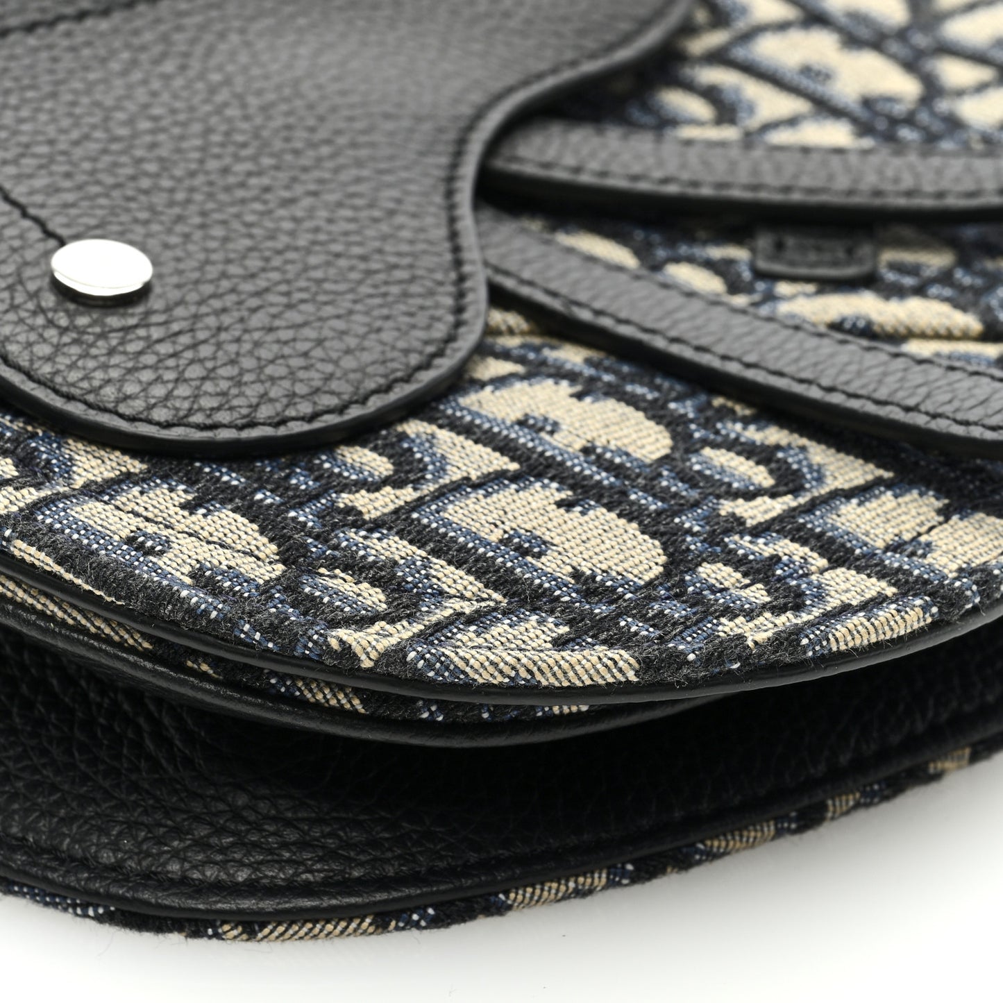 Oblique Saddle Messenger Pouch Beige Black