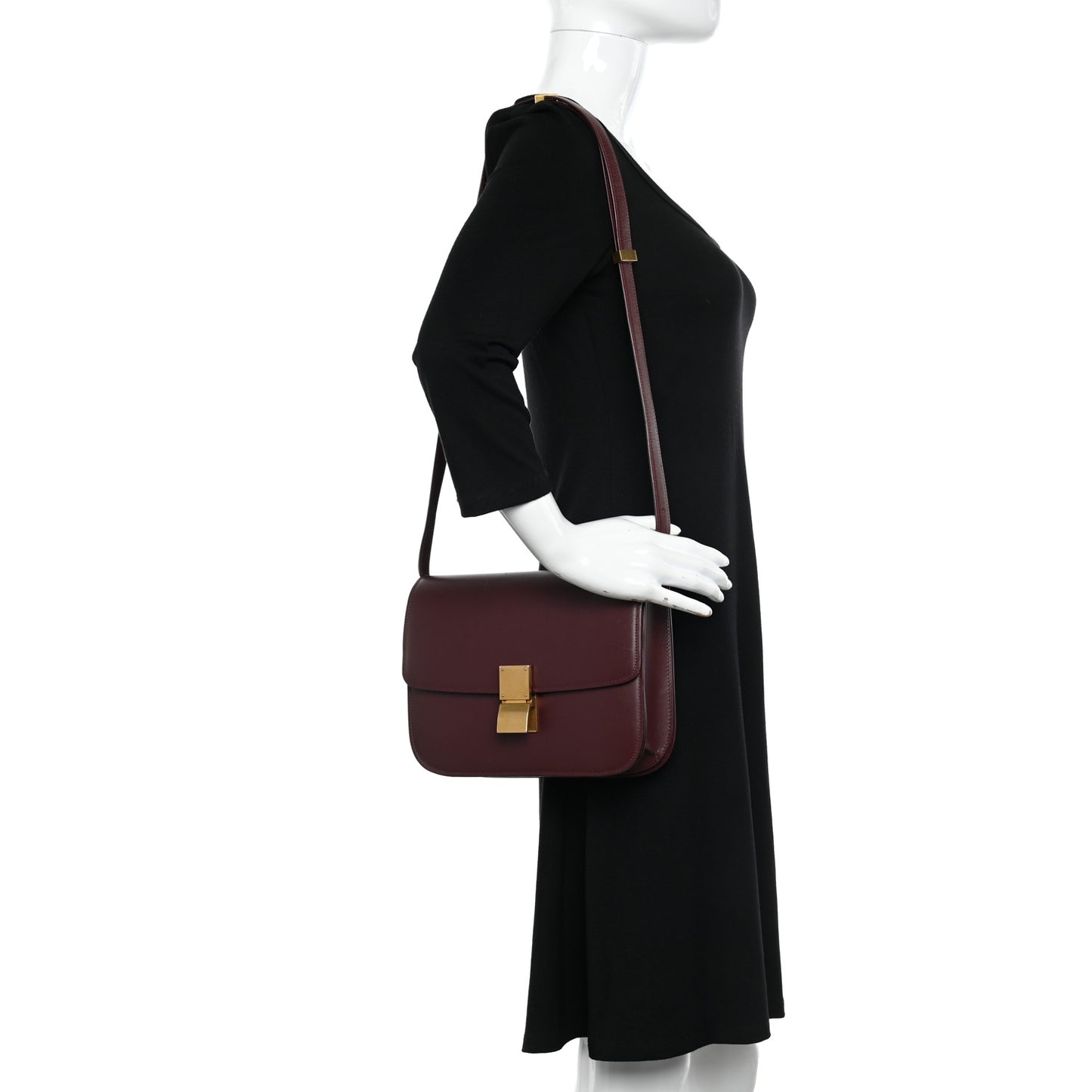 Box Calfskin Medium Classic Box Flap Bag Burgundy