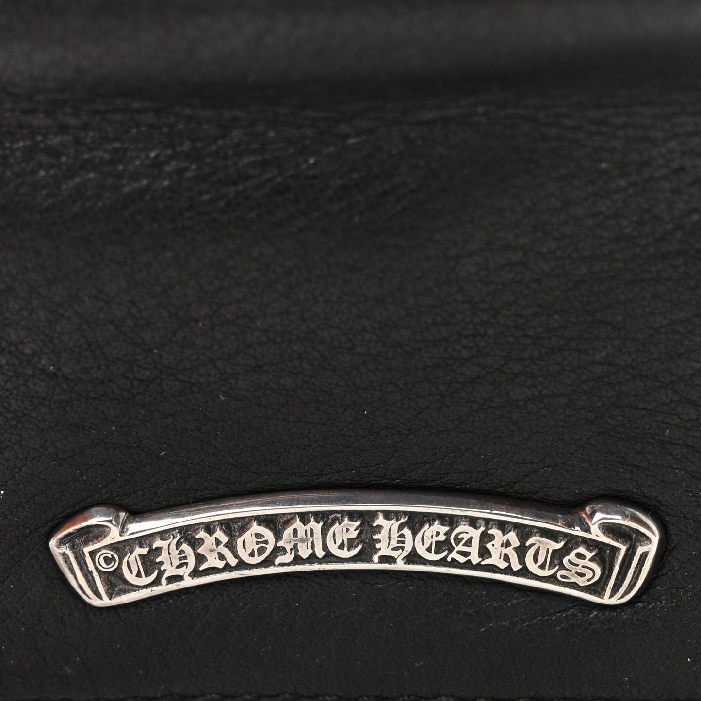 Grained Calfskin Dagger Coin Pouch Black
