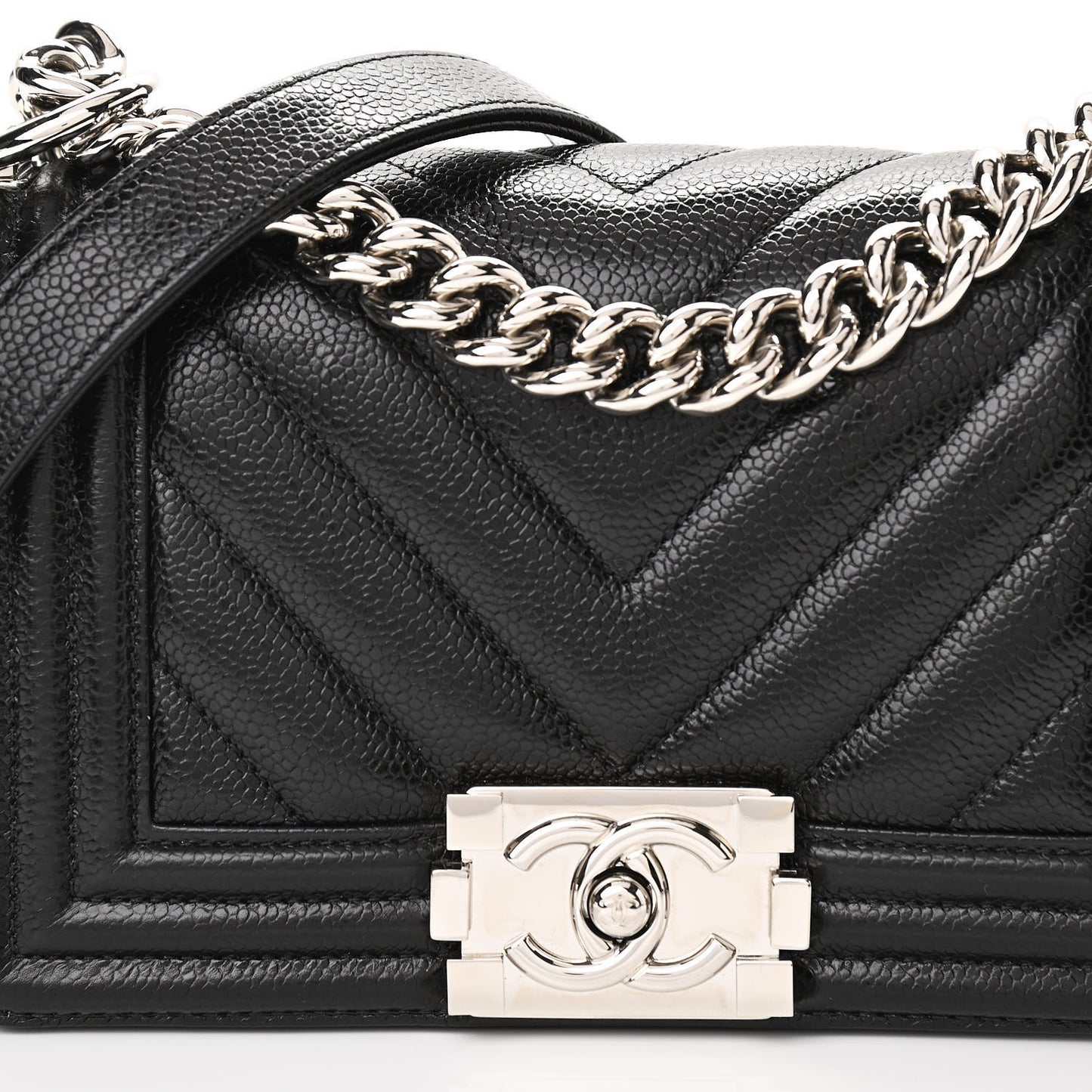 Caviar Chevron Quilted Small Boy Flap Black