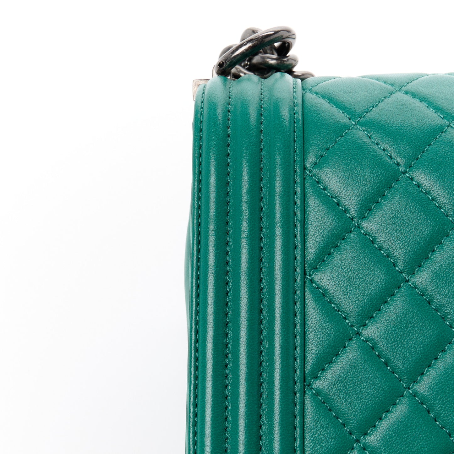 Lambskin Quilted Medium Boy Flap Green