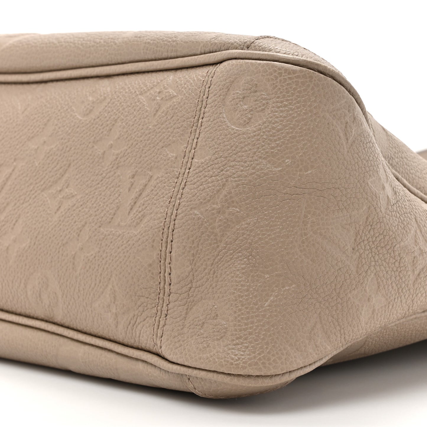 Empreinte Monogram Giant Trianon MM Tourterelle