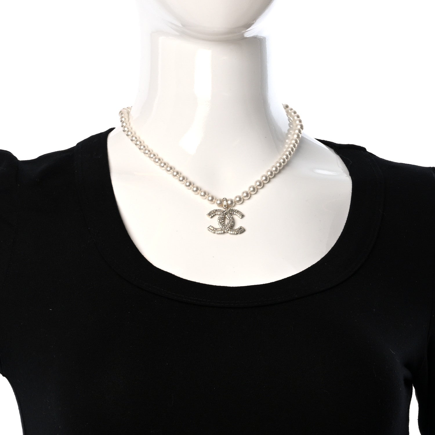 Chanel Pearl Crystal Baguette CC Short Necklace Gold 2 of 4