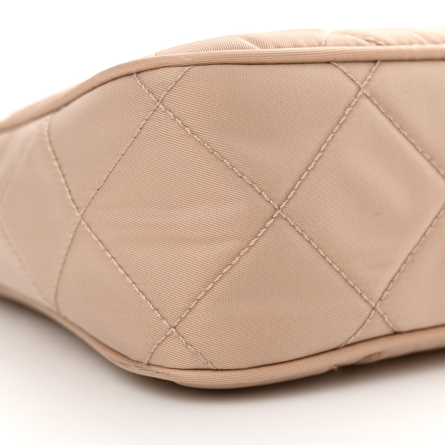 Tessuto Nylon Impuntu Quilted Shoulder Bag Cammeo