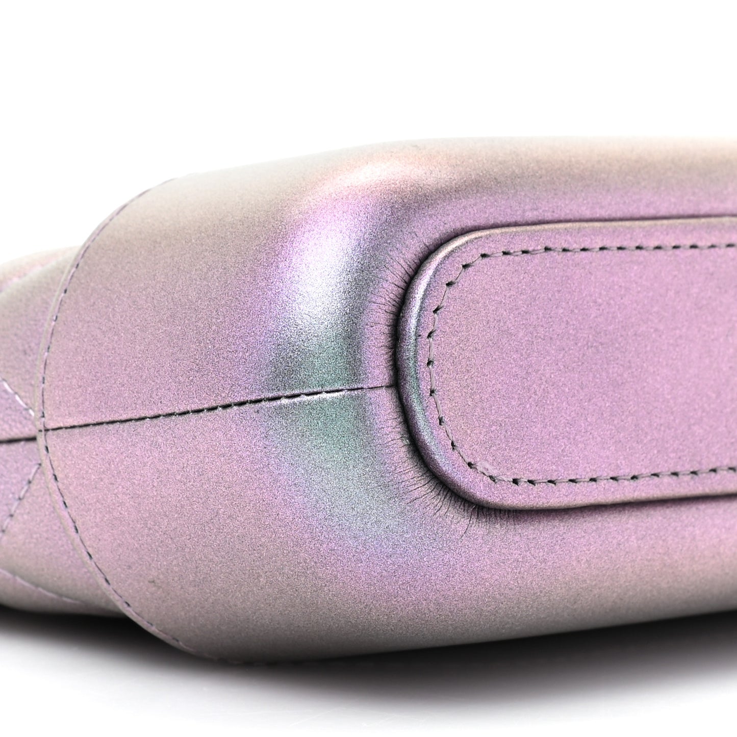 Iridescent Lambskin Calfskin Quilted Small Gabrielle Clutch With Chain Light Purple