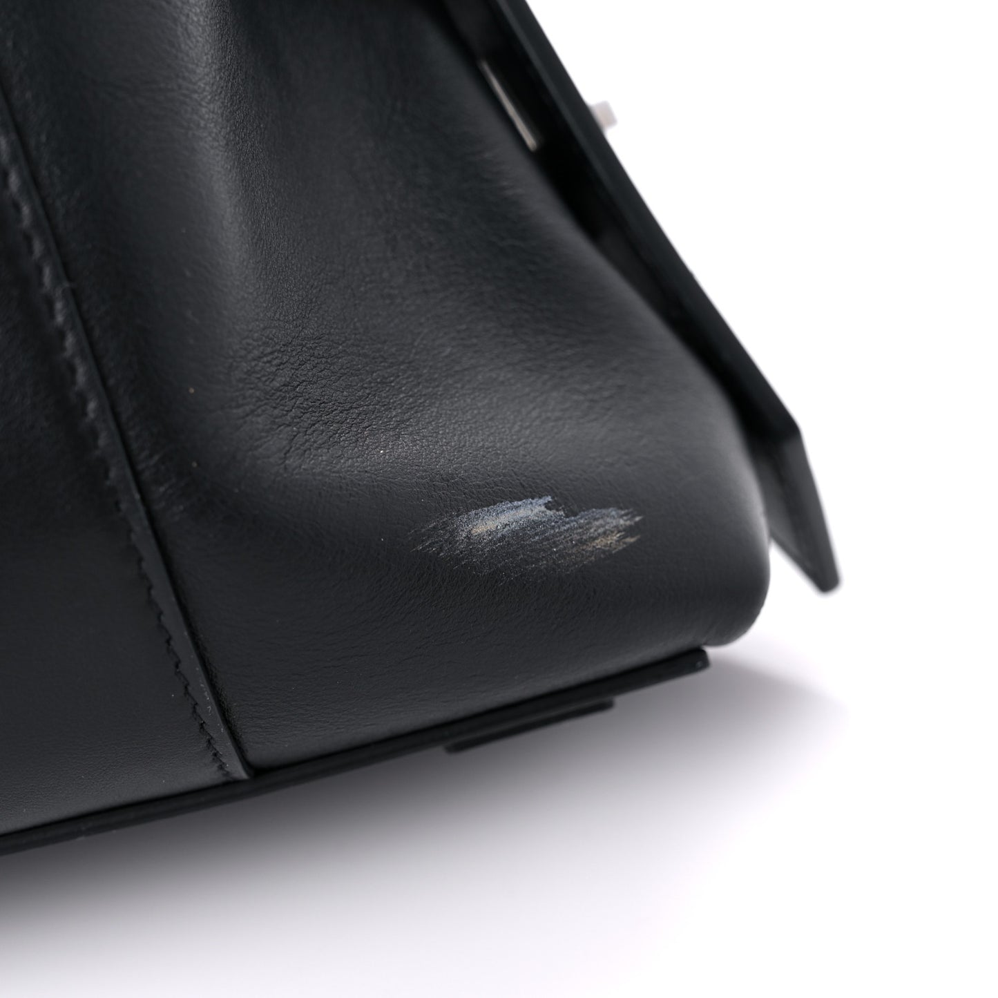 Smooth Calfskin Medium Soft Antigona Black