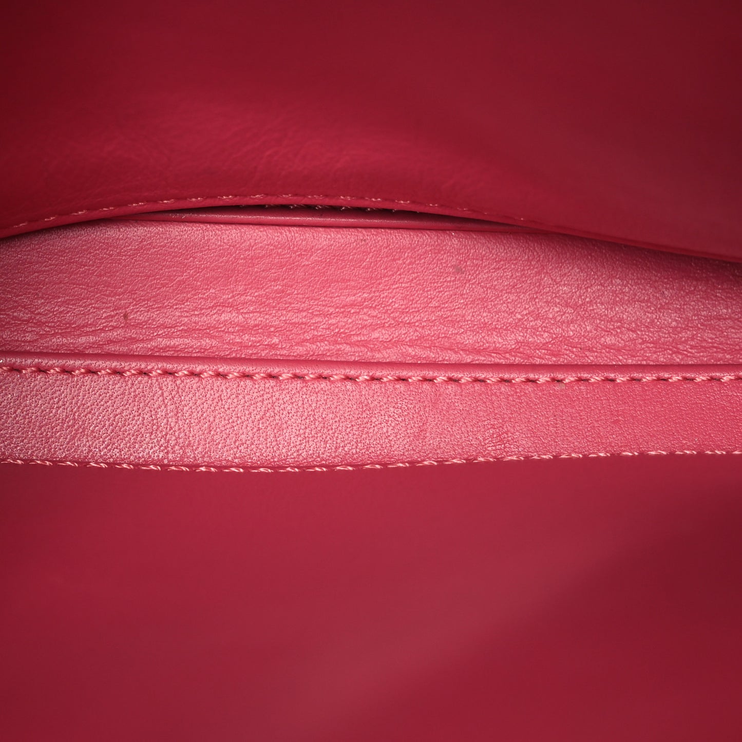 Caviar Quilted Medium CC Filigree Vanity Case Pink