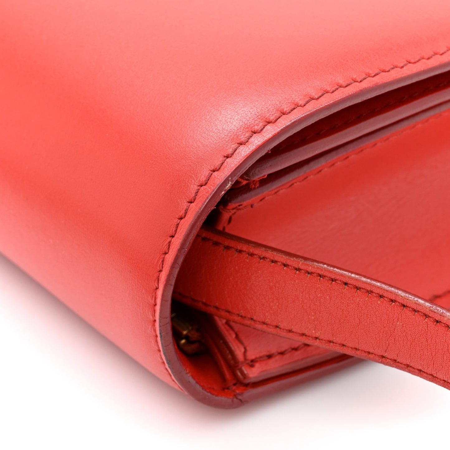 Calfskin Medium Classic Box Flap Bag Red