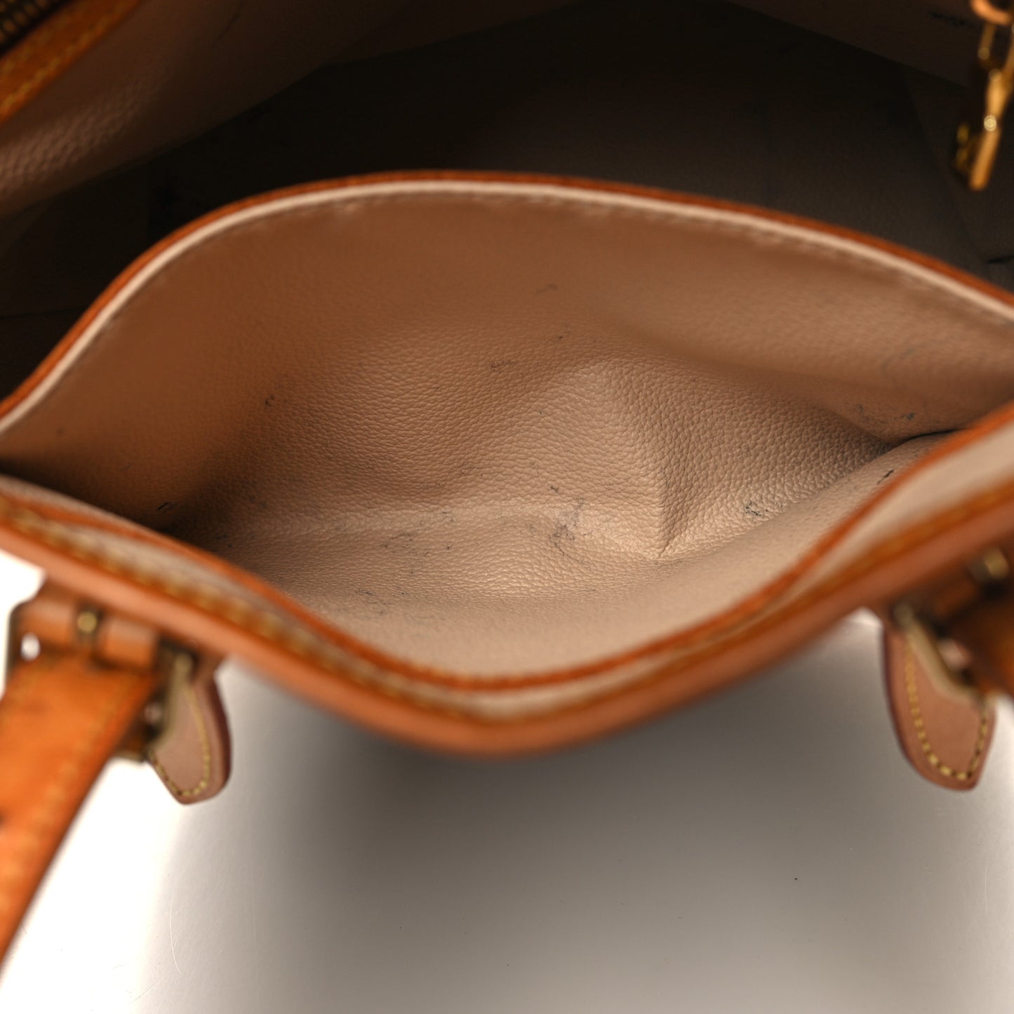 Monogram Petit Bucket 23