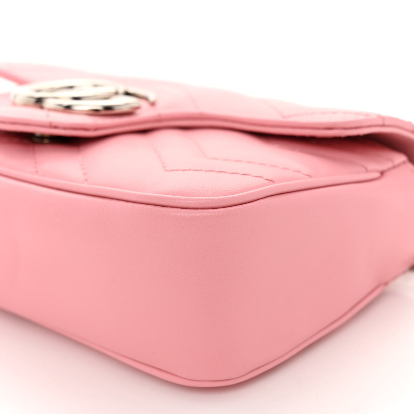 Calfskin Matelasse Super Mini GG Marmont Shoulder Bag Wild Rose