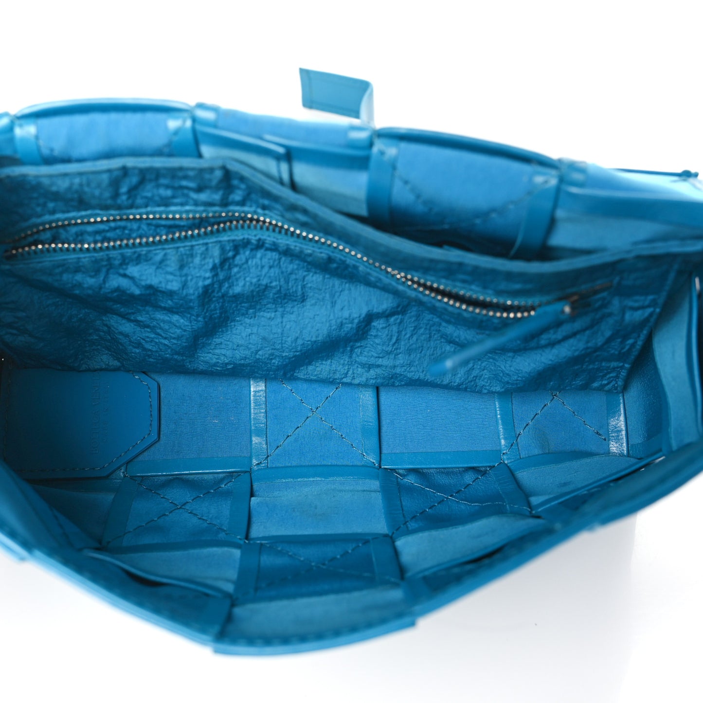 Paper Calfskin Maxi Intreccio Cassette Crossbody Bag Blaster