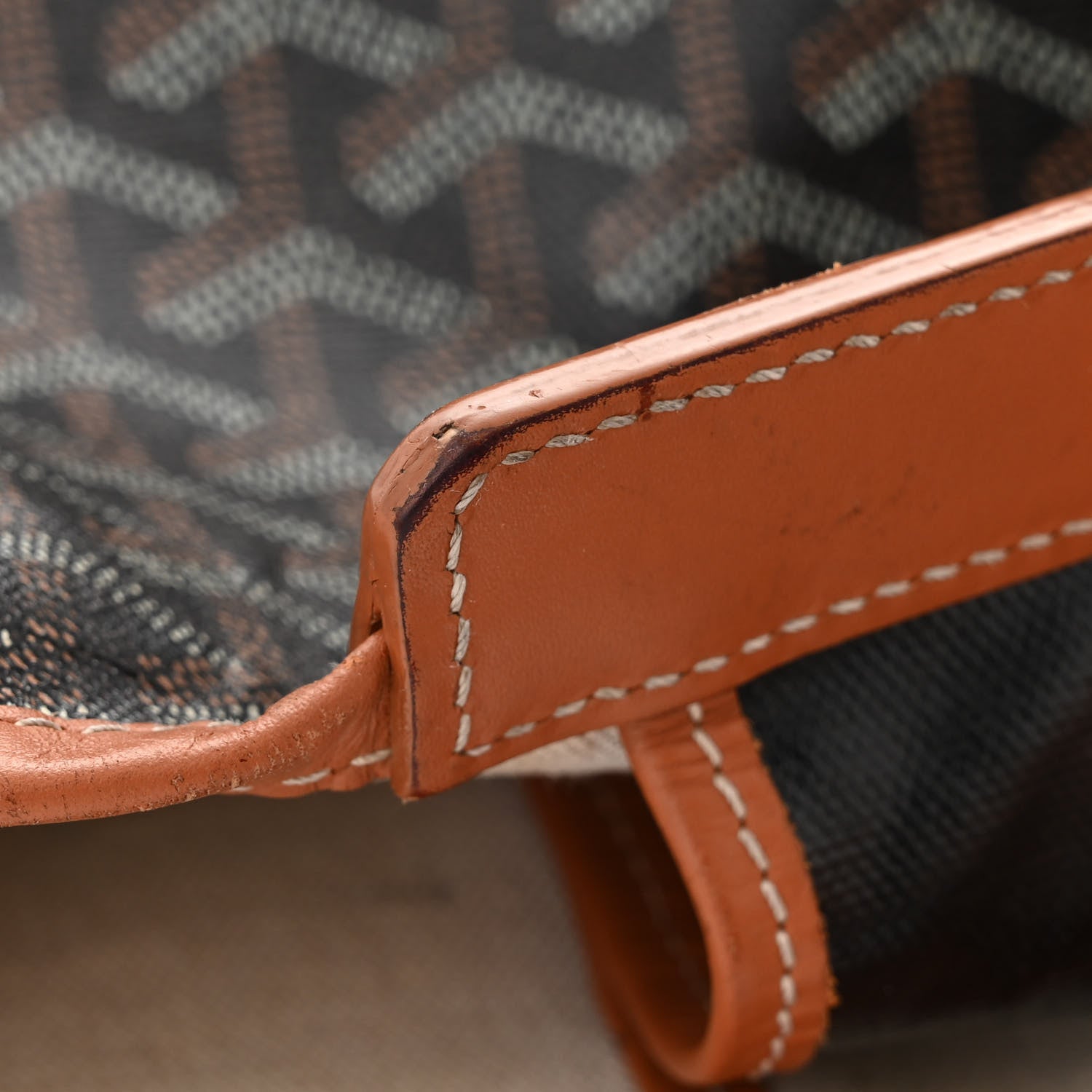 Goyard Goyardine Bellechasse PM Black Gold 14 of 21