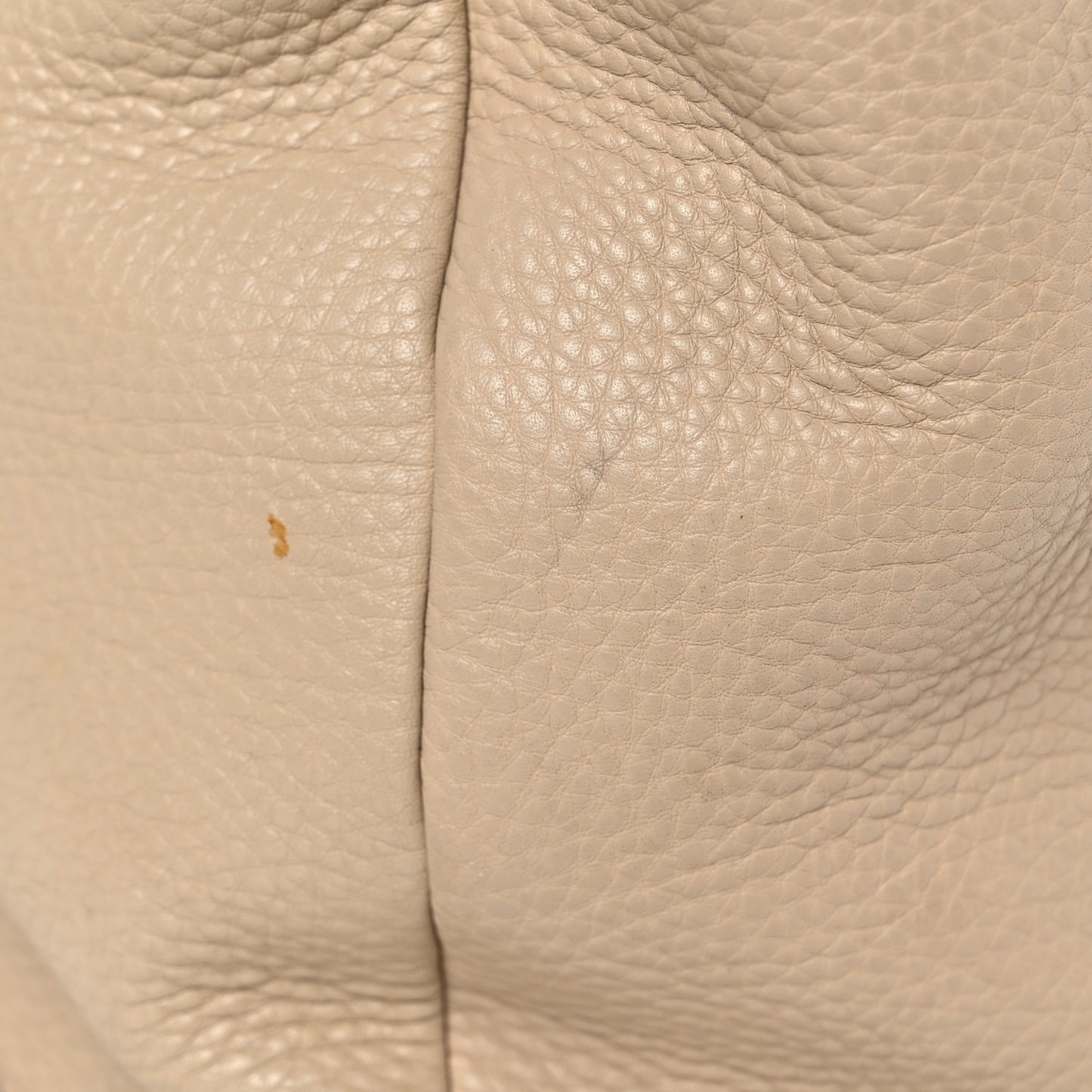 Vitello Daino Side Pocket Hobo Sabbia