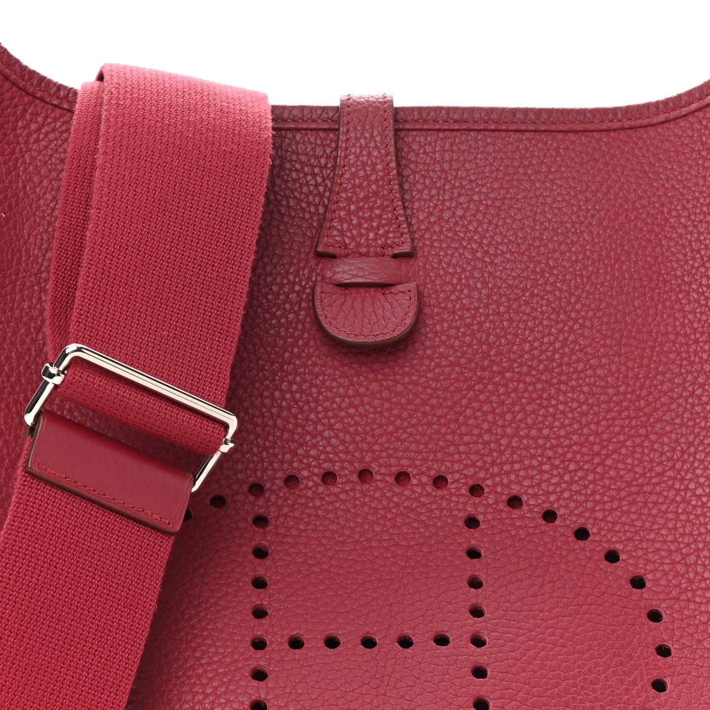 Taurillon Clemence Evelyne III PM Rubis