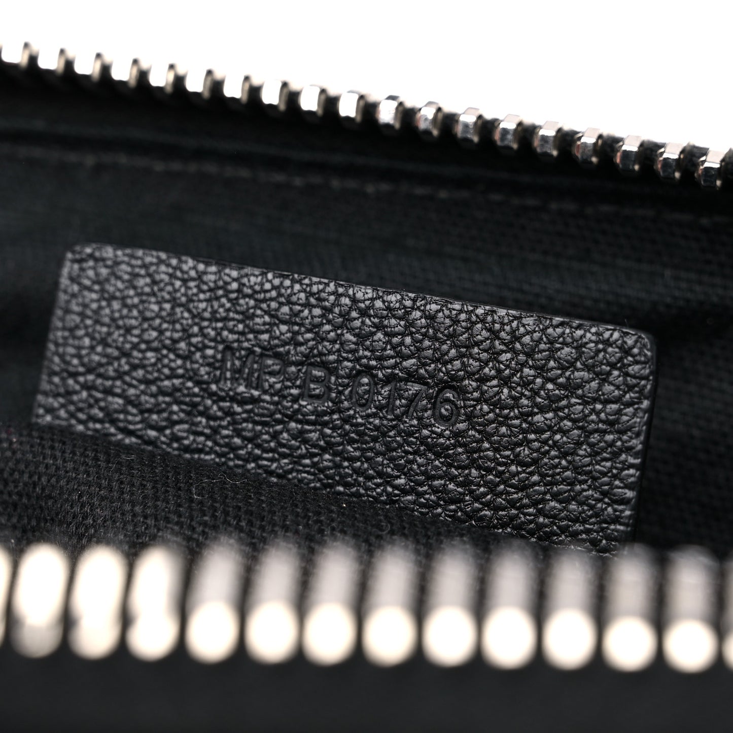 Sugar Goatskin Large Antigona Black