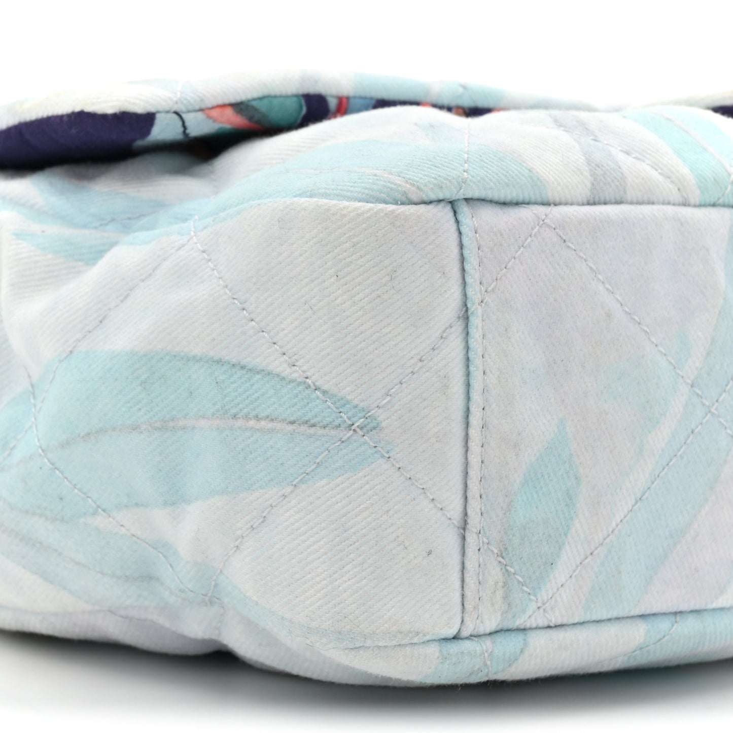 Canvas Quilted Jungle Jeans Flap White Multicolor