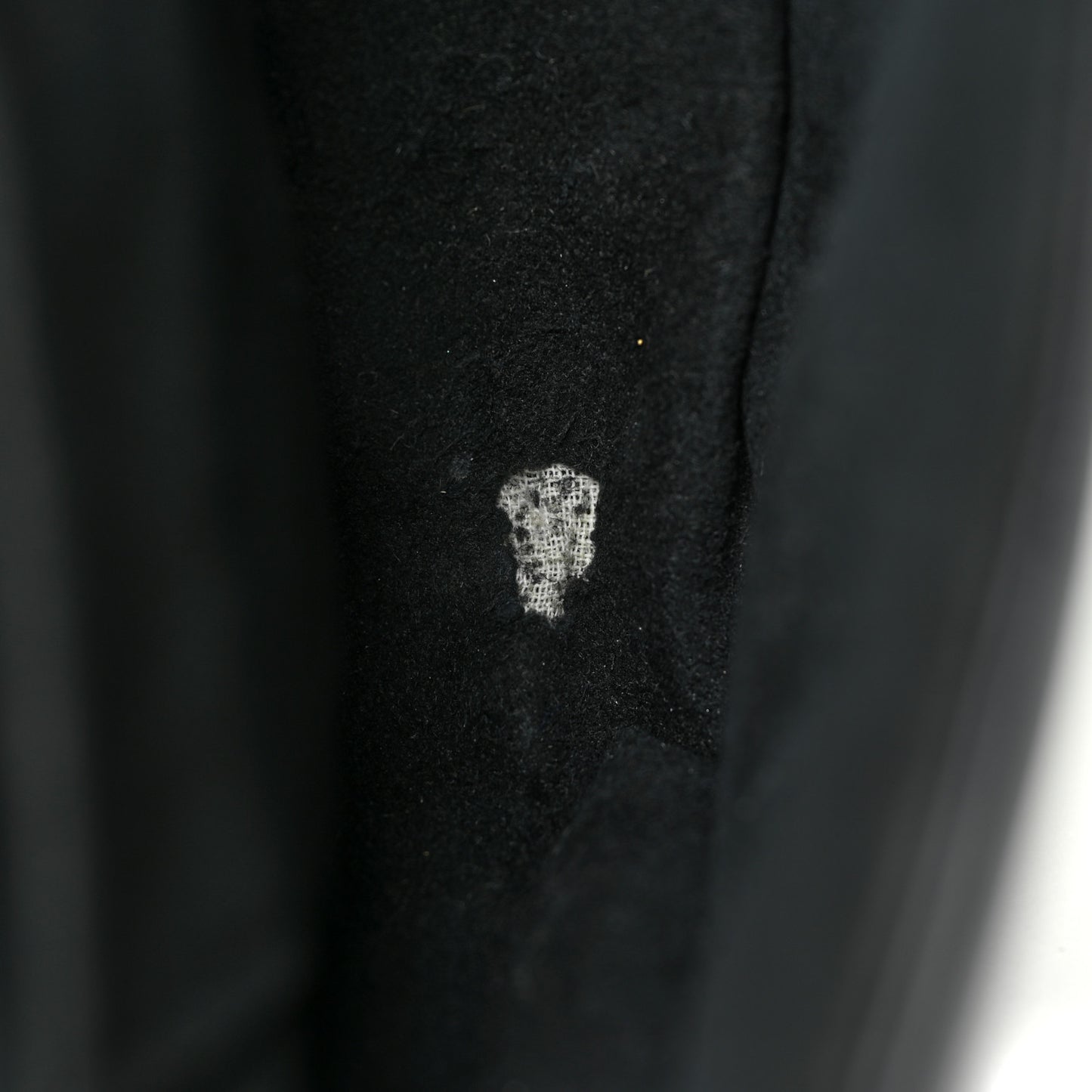 Calfskin New Wave Chain MM Black