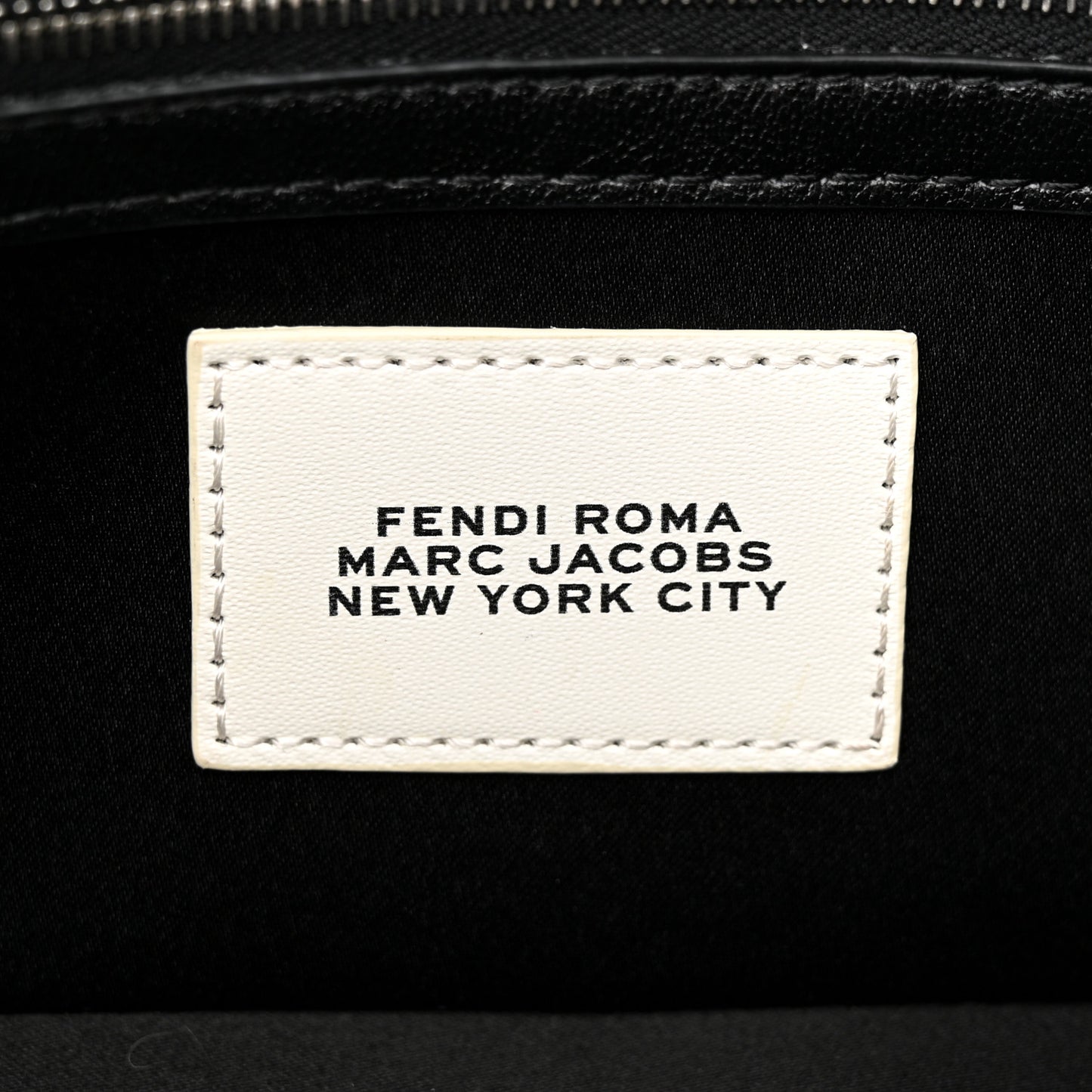X MARC JACOBS Nappa Logo Medium Baguette Black