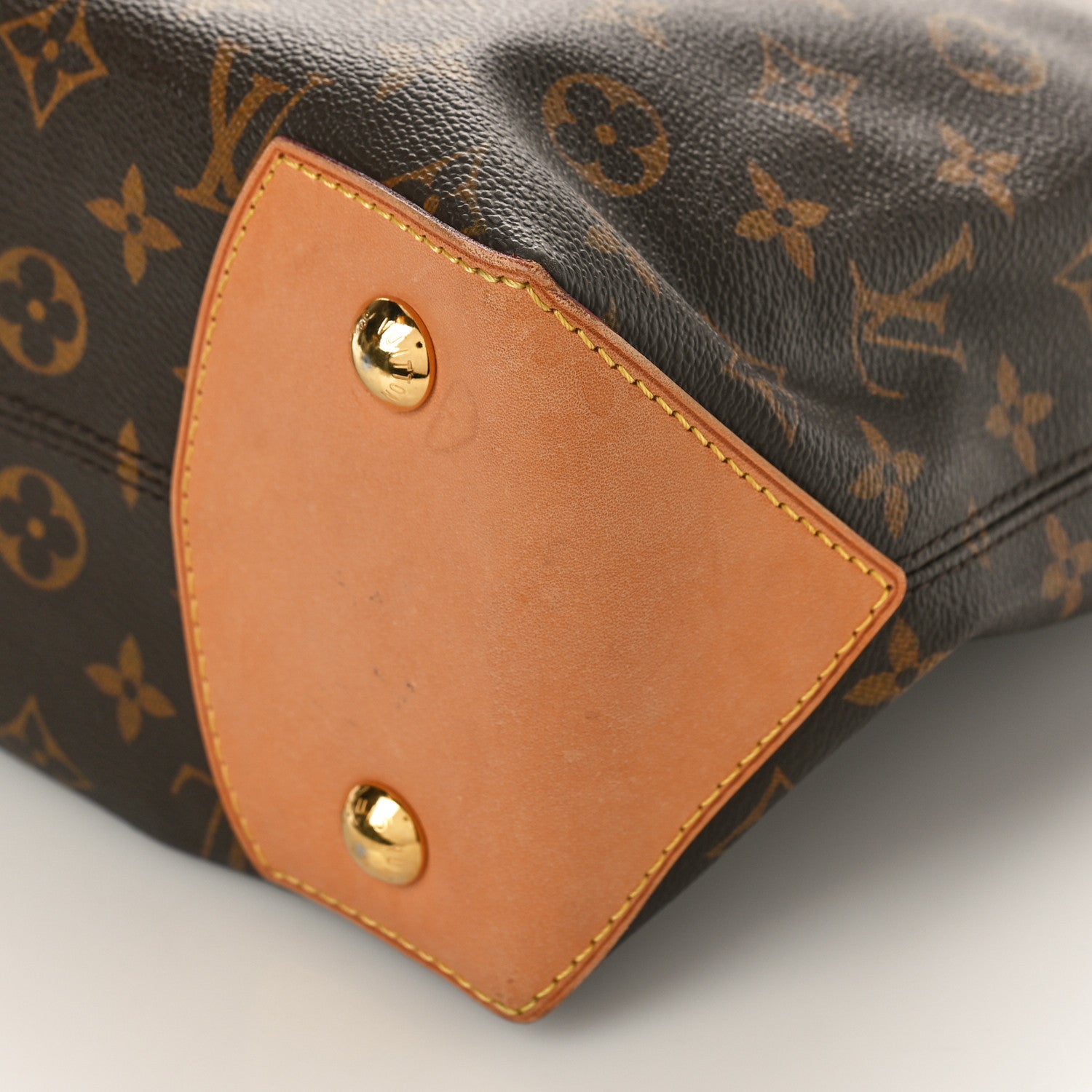 Louis Vuitton Monogram Wilshire MM 8 of 8