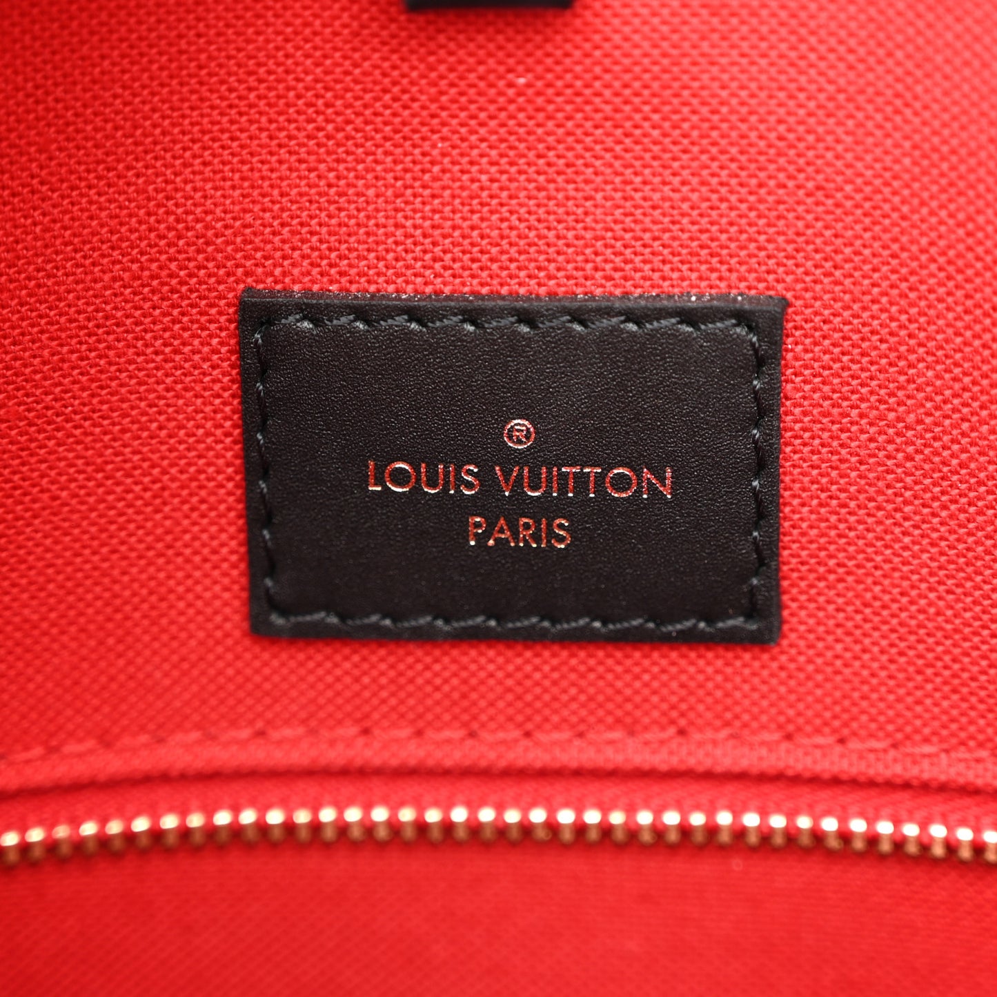 Reverse Monogram Giant Onthego MM