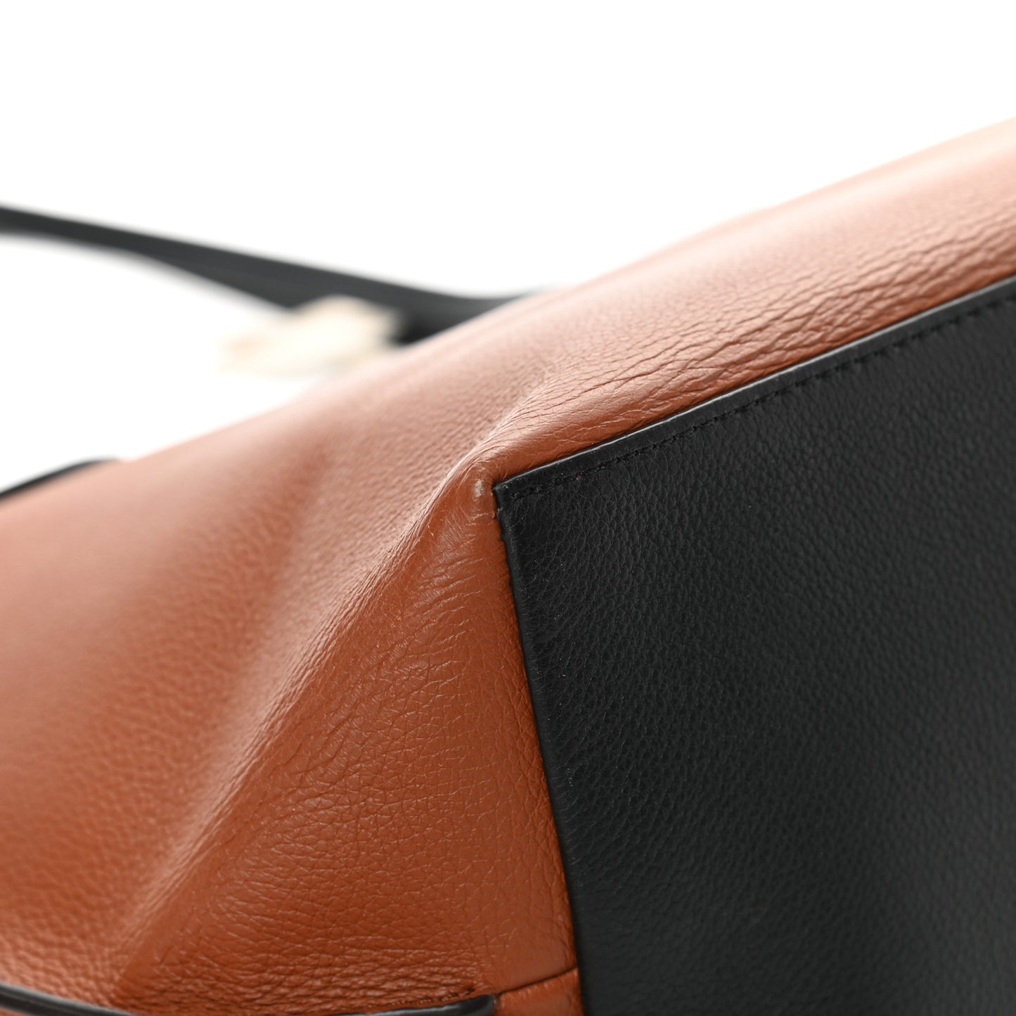 Calfskin Lockme Go Tote Caramel Creme Black