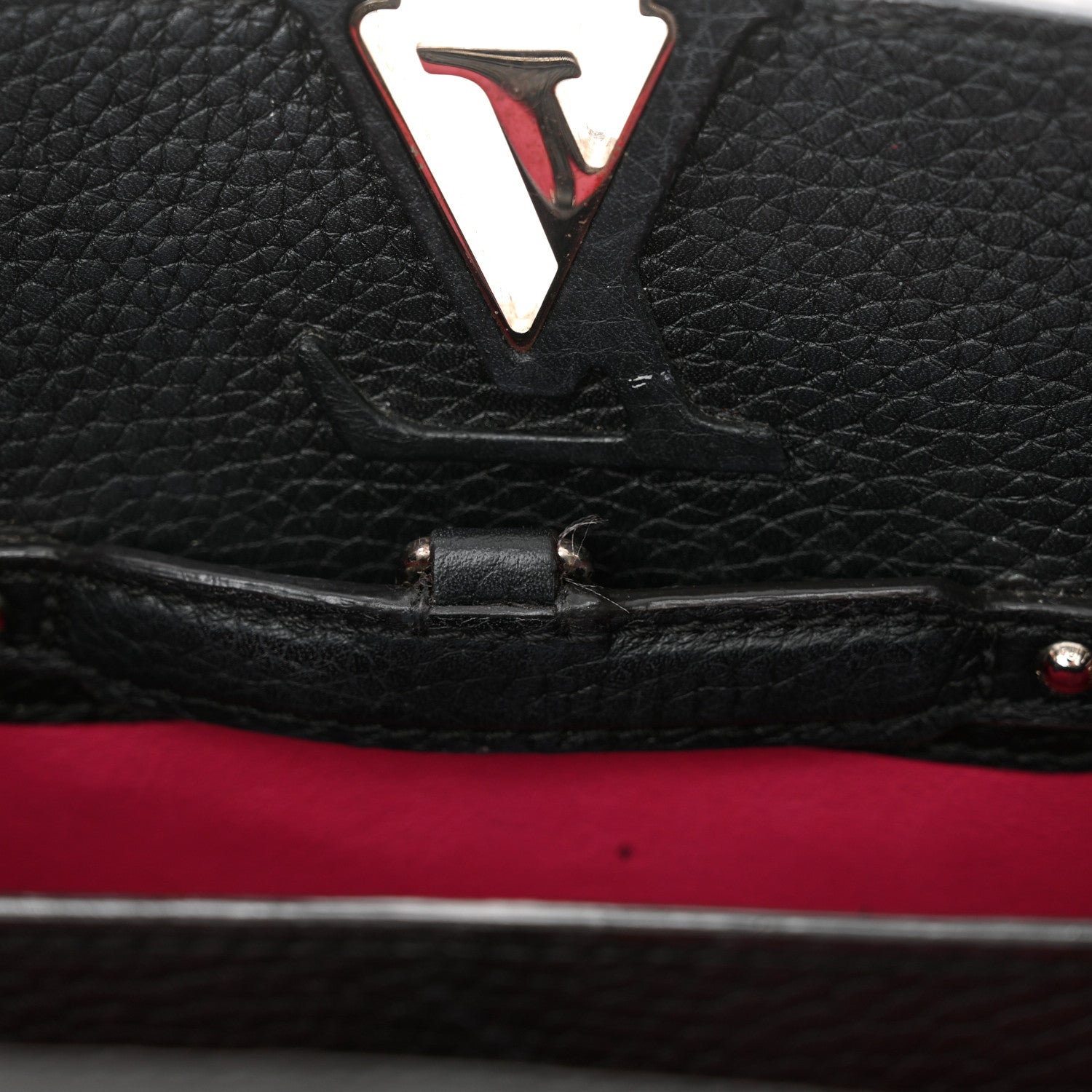 Louis Vuitton Taurillon Capucines BB Black 12 of 13