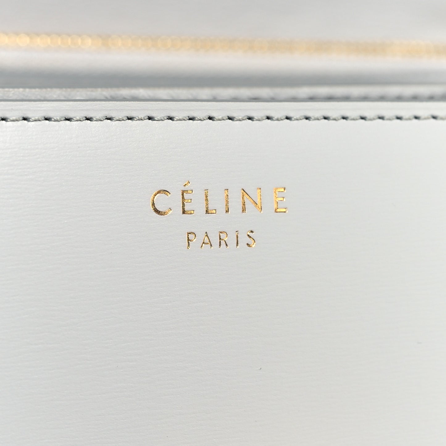 Box Calfskin Medium Classic Box Flap Bag Cloud