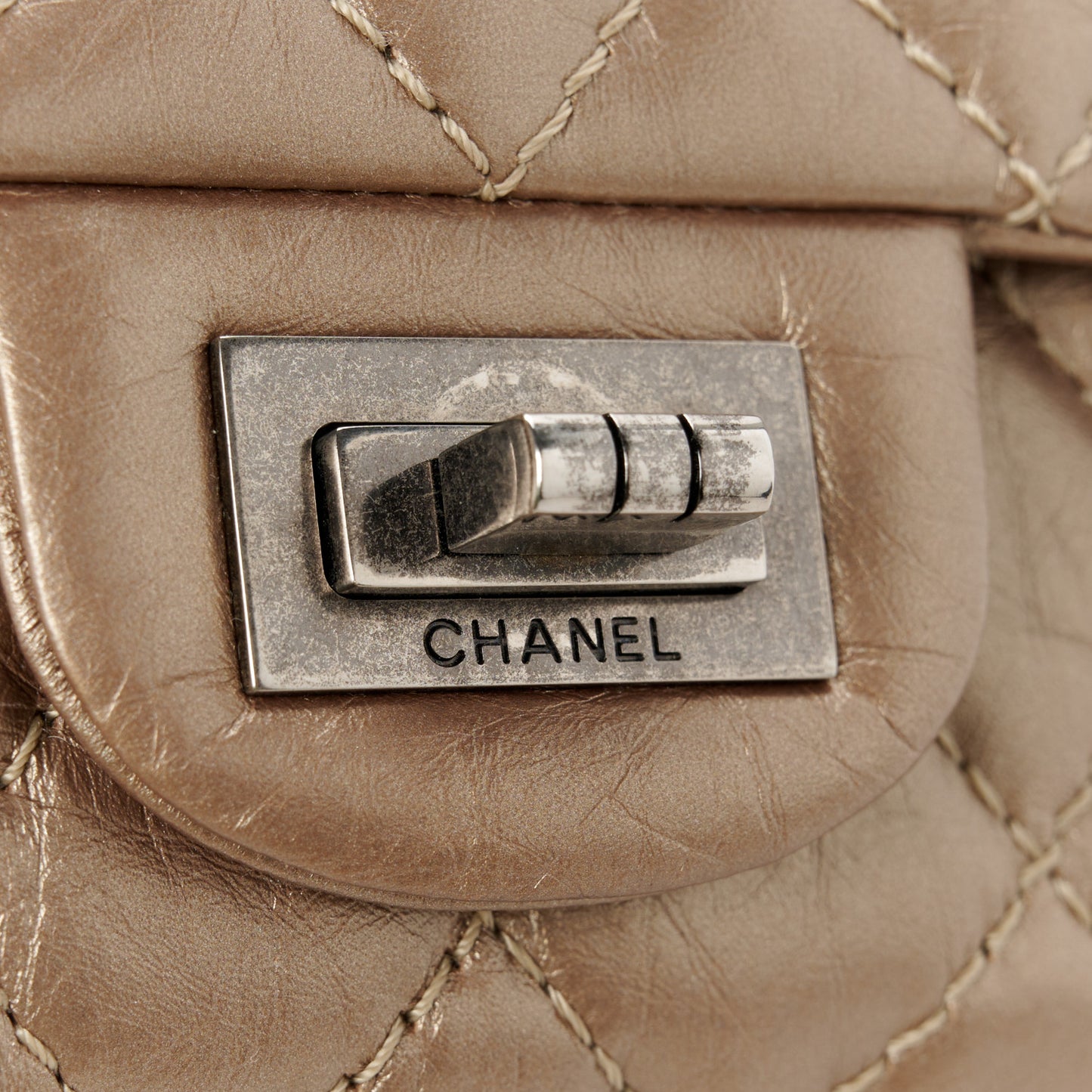 Metallic Aged Calfskin Quilted 2.55 Reissue 225 Flap Dark Gold