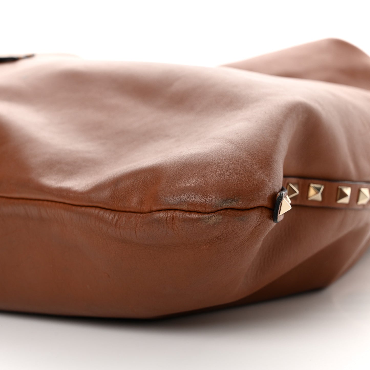 Calfskin Rockstud Hobo Selleria