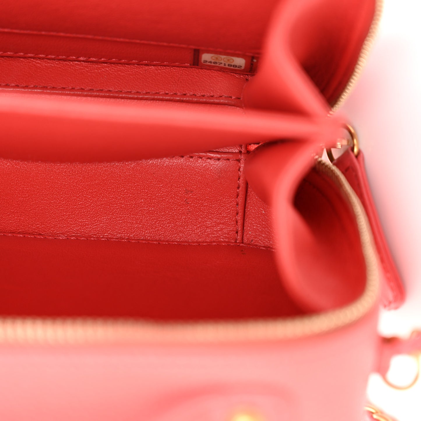 Caviar Quilted Small CC Filigree Vanity Case Coral
