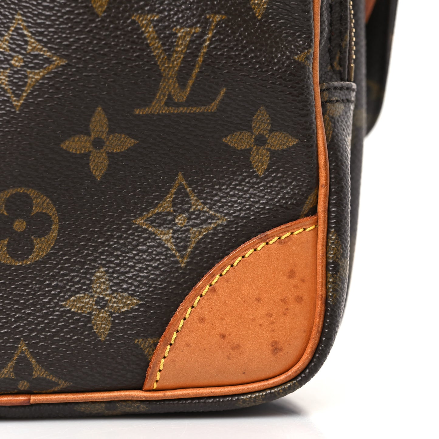 Monogram Amazone
