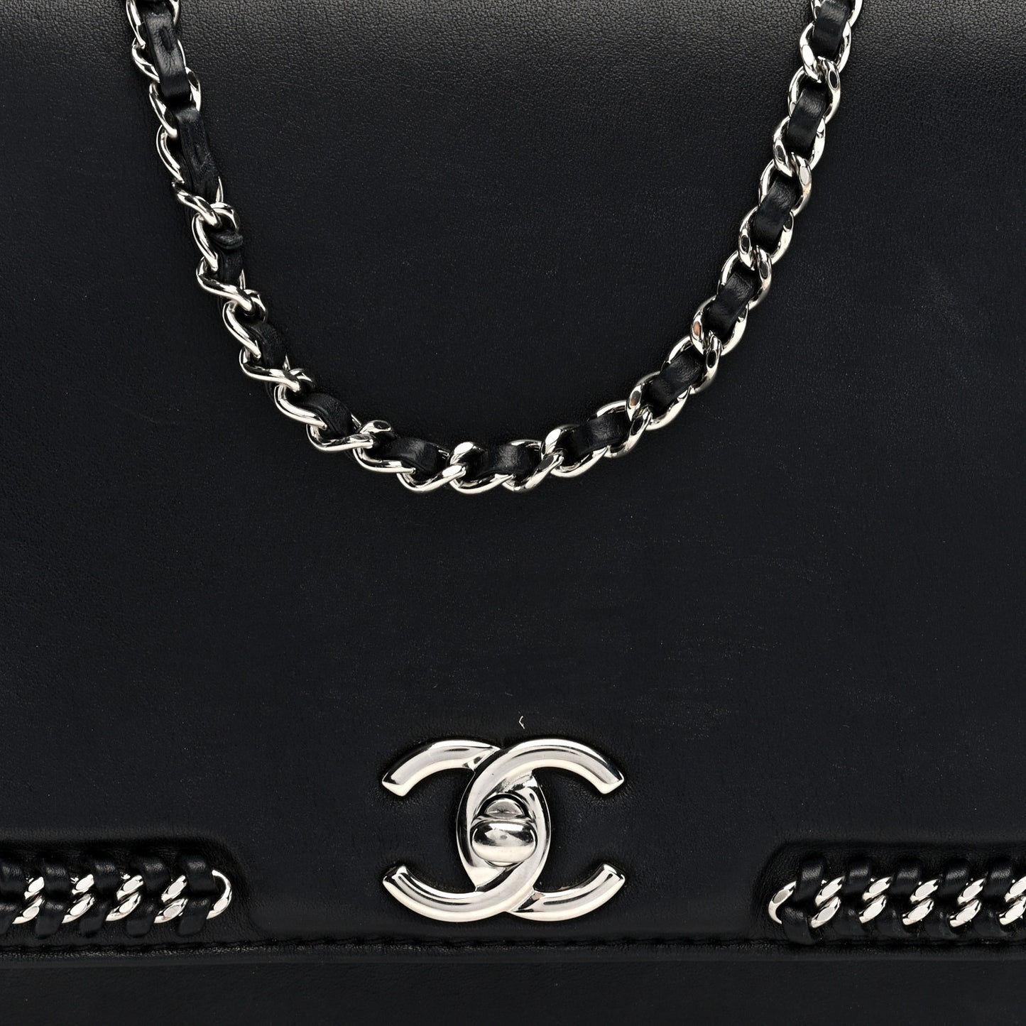 Calfskin Braided Small Chic Flap Black