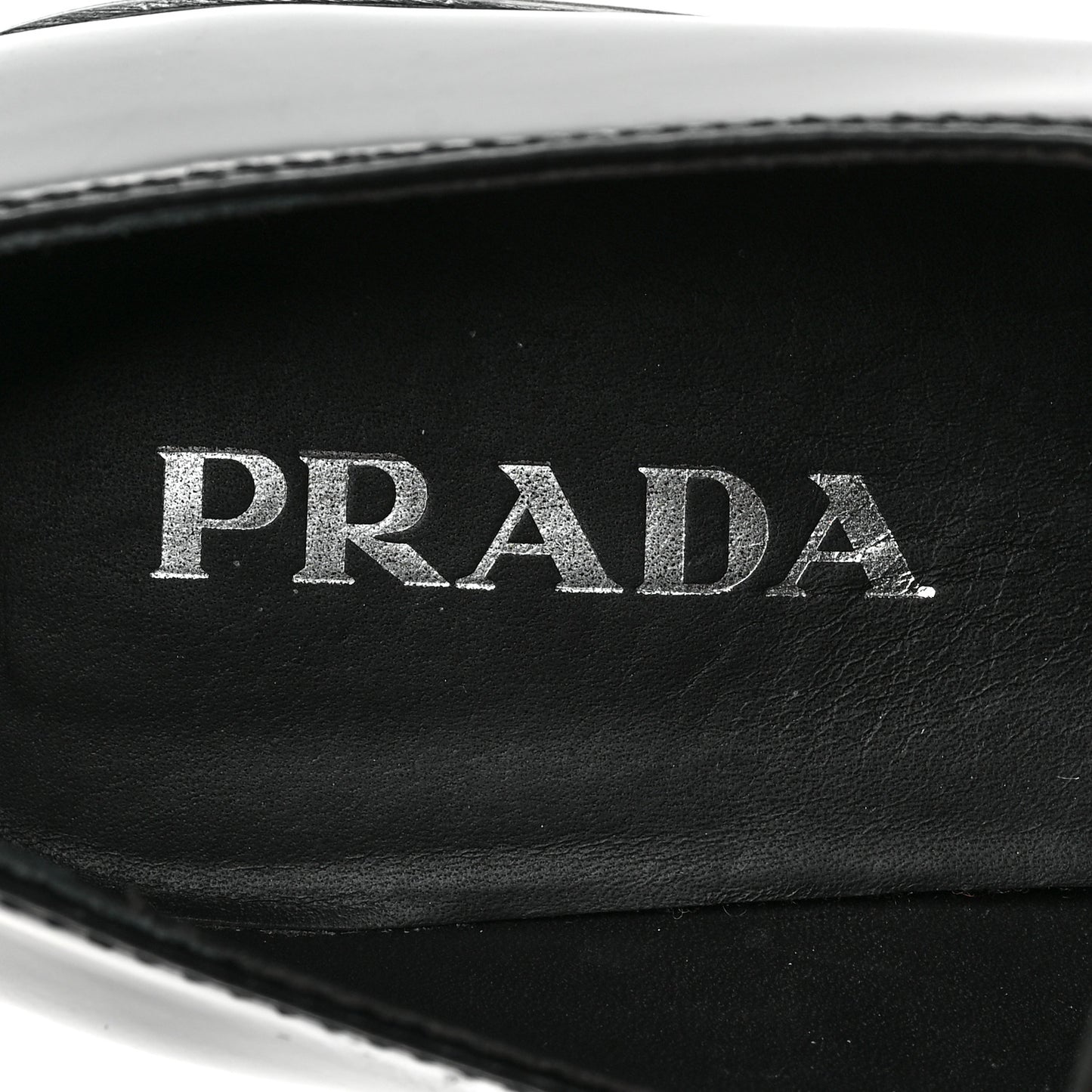 Spazzolato Metal Triangle Logo 50mm Lug Sole Loafers 39 Black