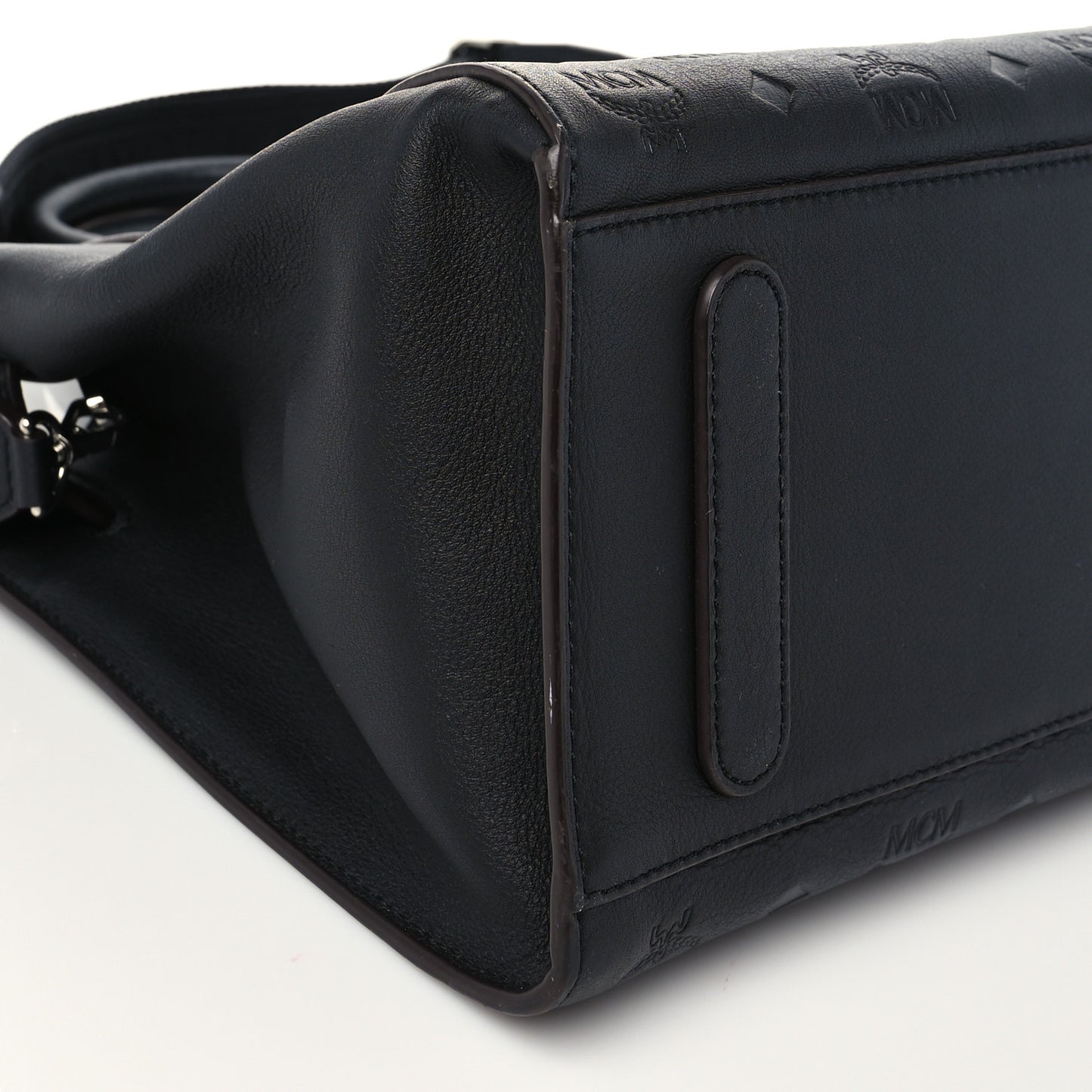 Calfskin Ottoman Essential Visetos Medium Tote Bag Black