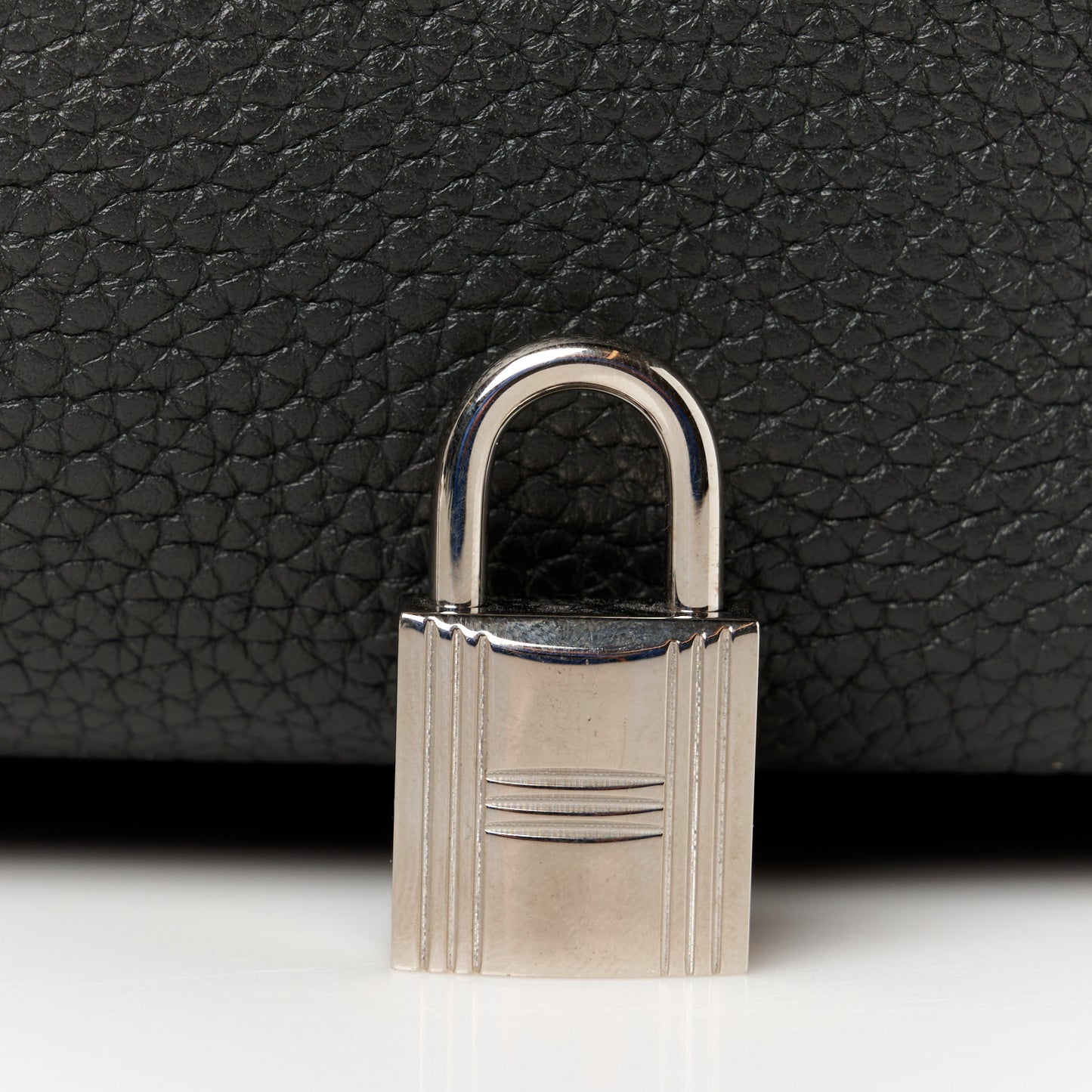Taurillon Clemence Victoria II 35 Black Bleu De Malte