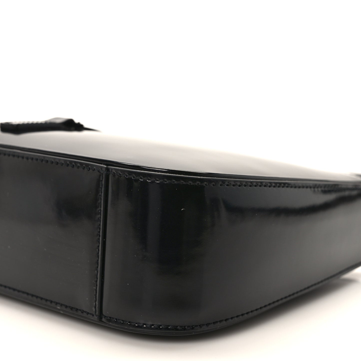 Patent Le 5 A 7 Monochrome Hobo Black