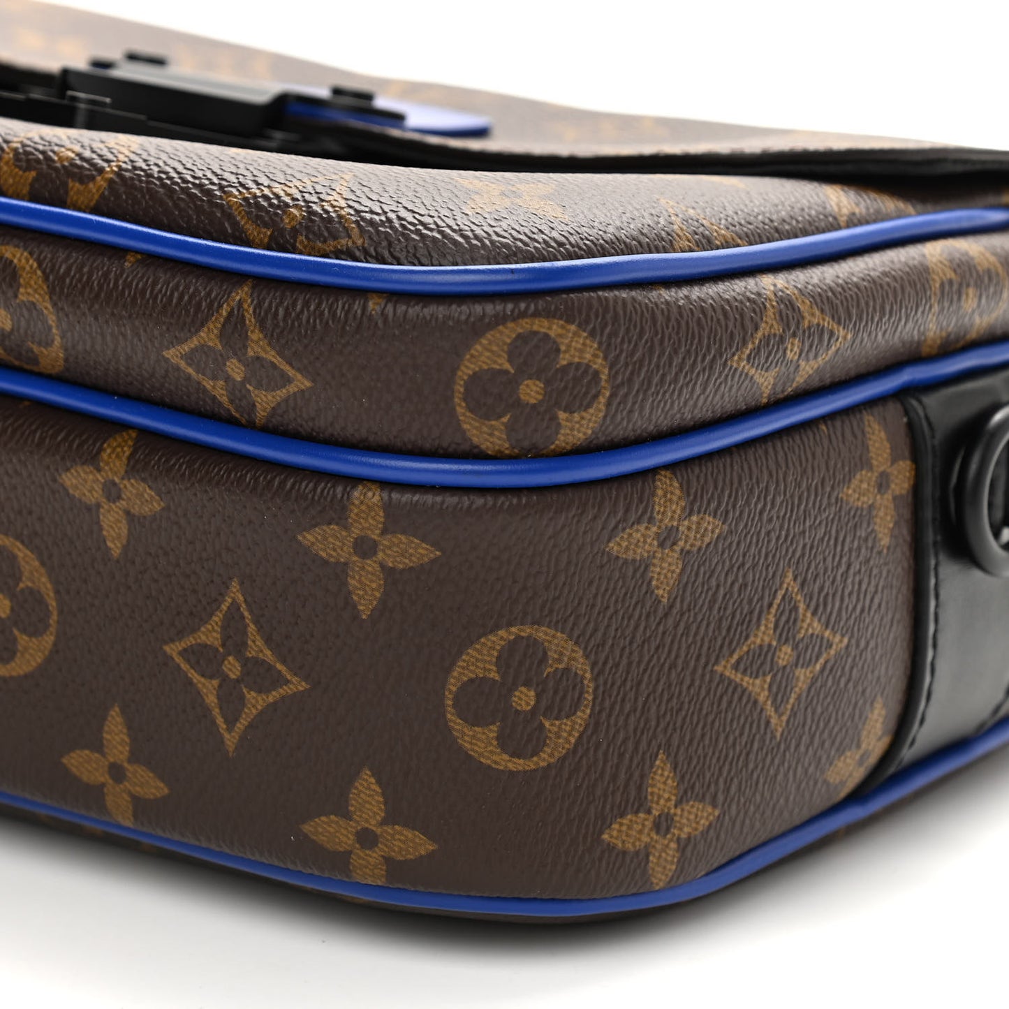 Monogram Macassar S Lock Messenger Blue