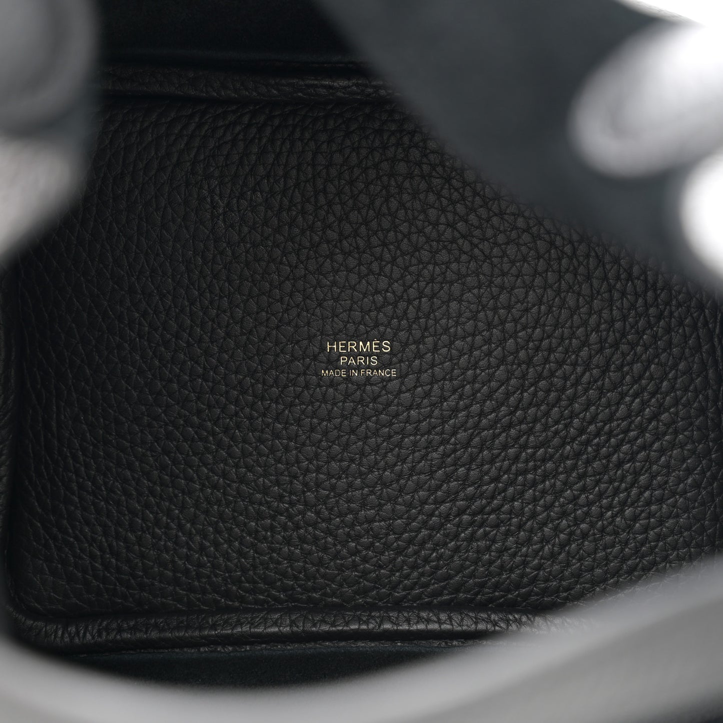 Taurillon Clemence Picotin Lock 18 PM Black