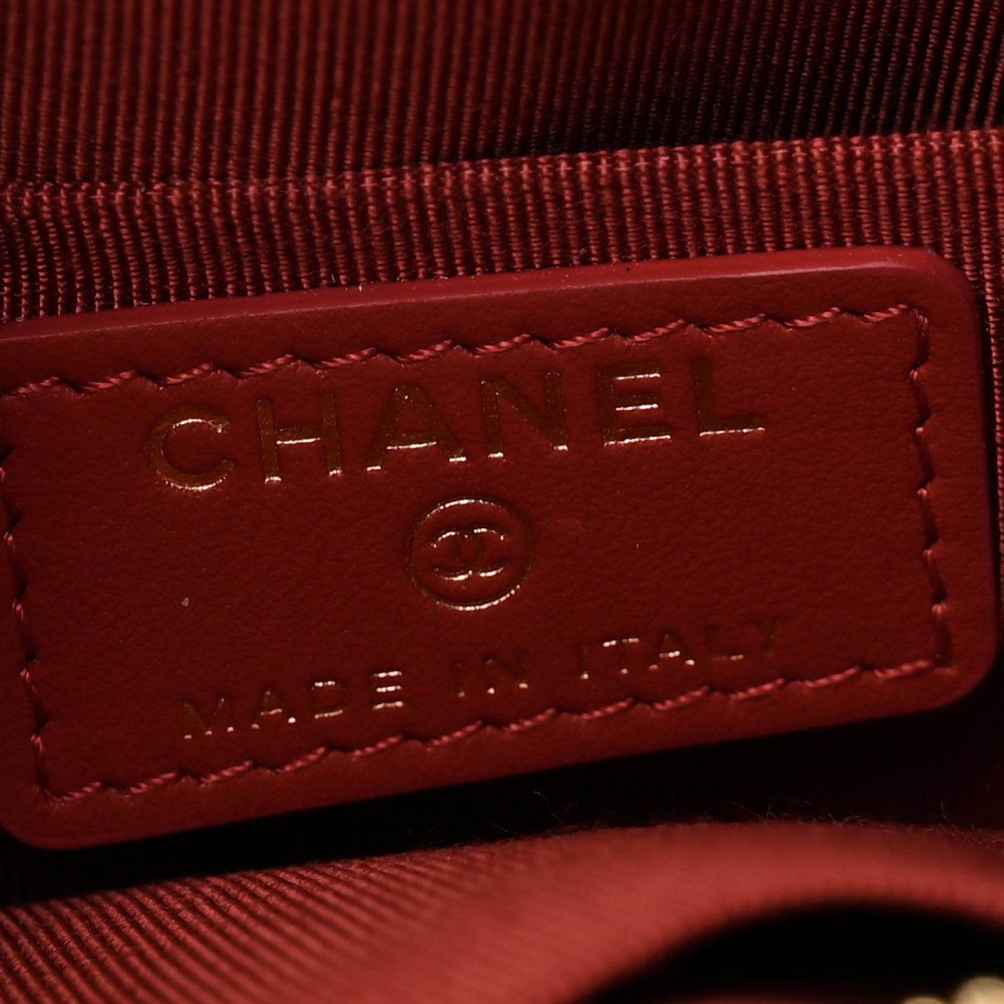 Shiny Goatskin Quilted Small Chanel 19 Pouch Red