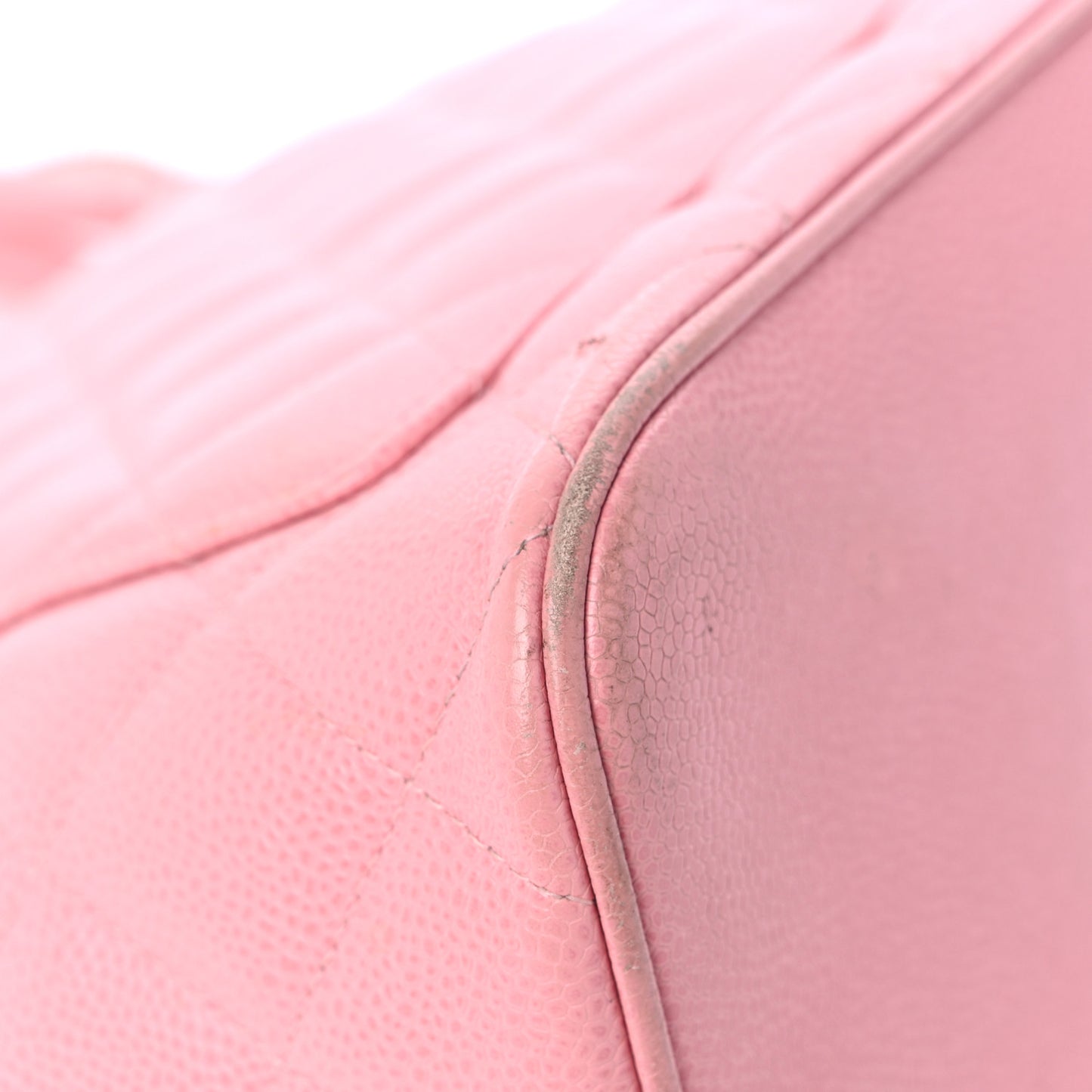 Caviar Medallion CC Tote Light Pink